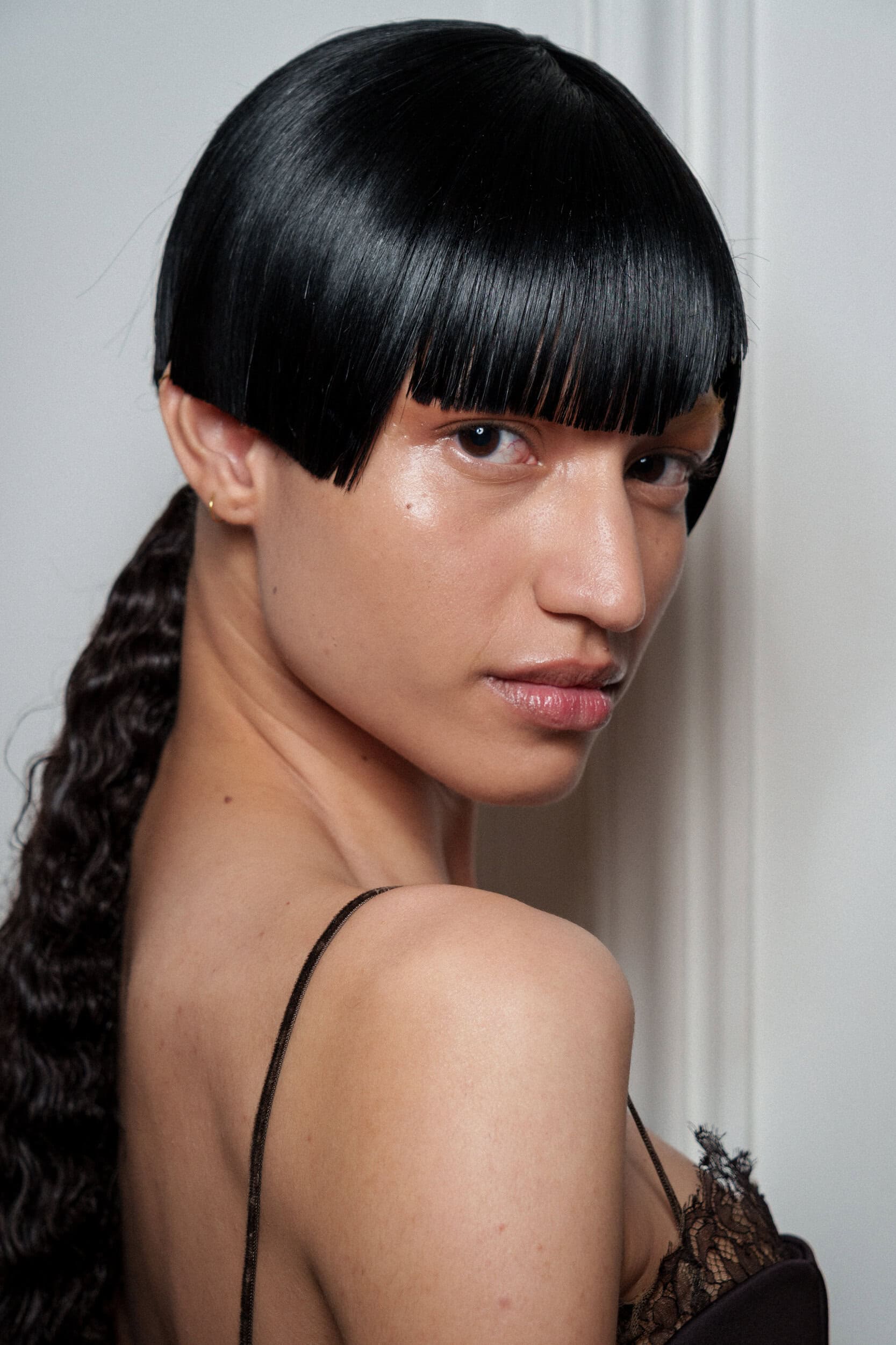 Ashi Studio Fall 2025 Couture Fashion Show Backstage