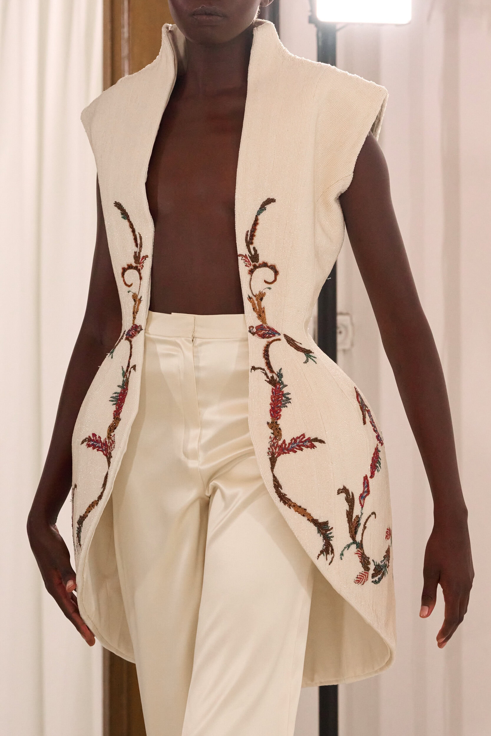 Ashi Studio Fall 2025 Couture Fashion Show Details