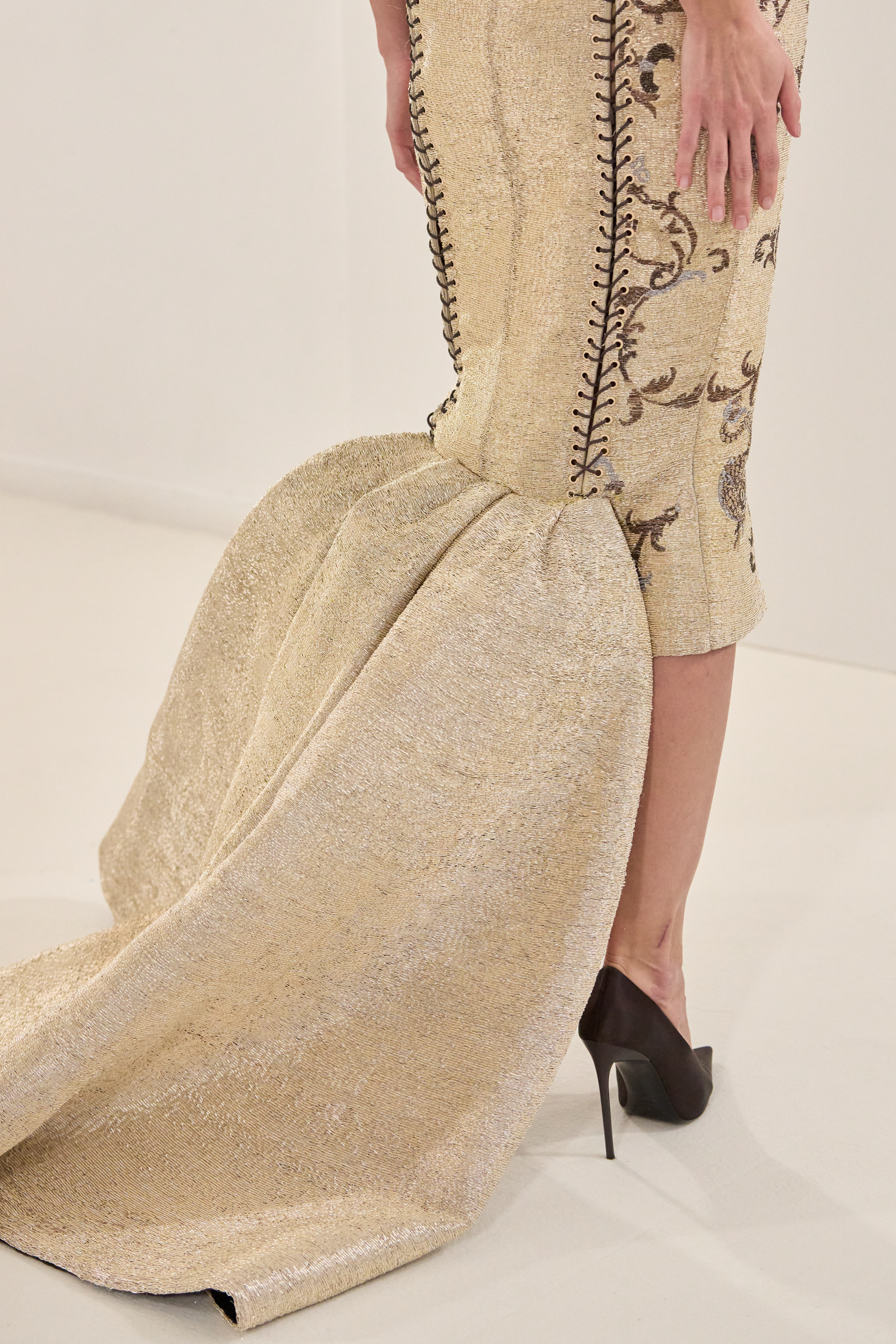 Ashi Studio Fall 2025 Couture Fashion Show Details