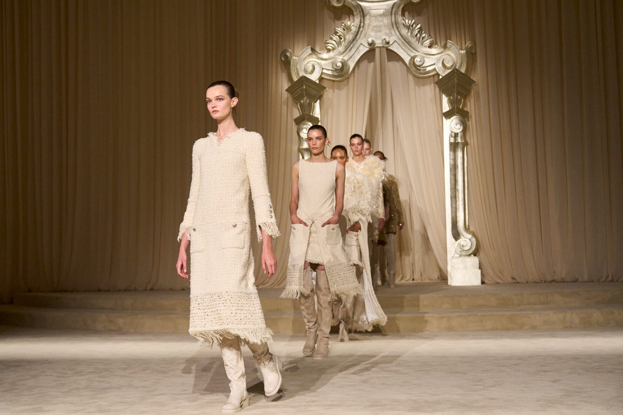 Chanel Spring 2026 Couture Fashion Show Atmosphere