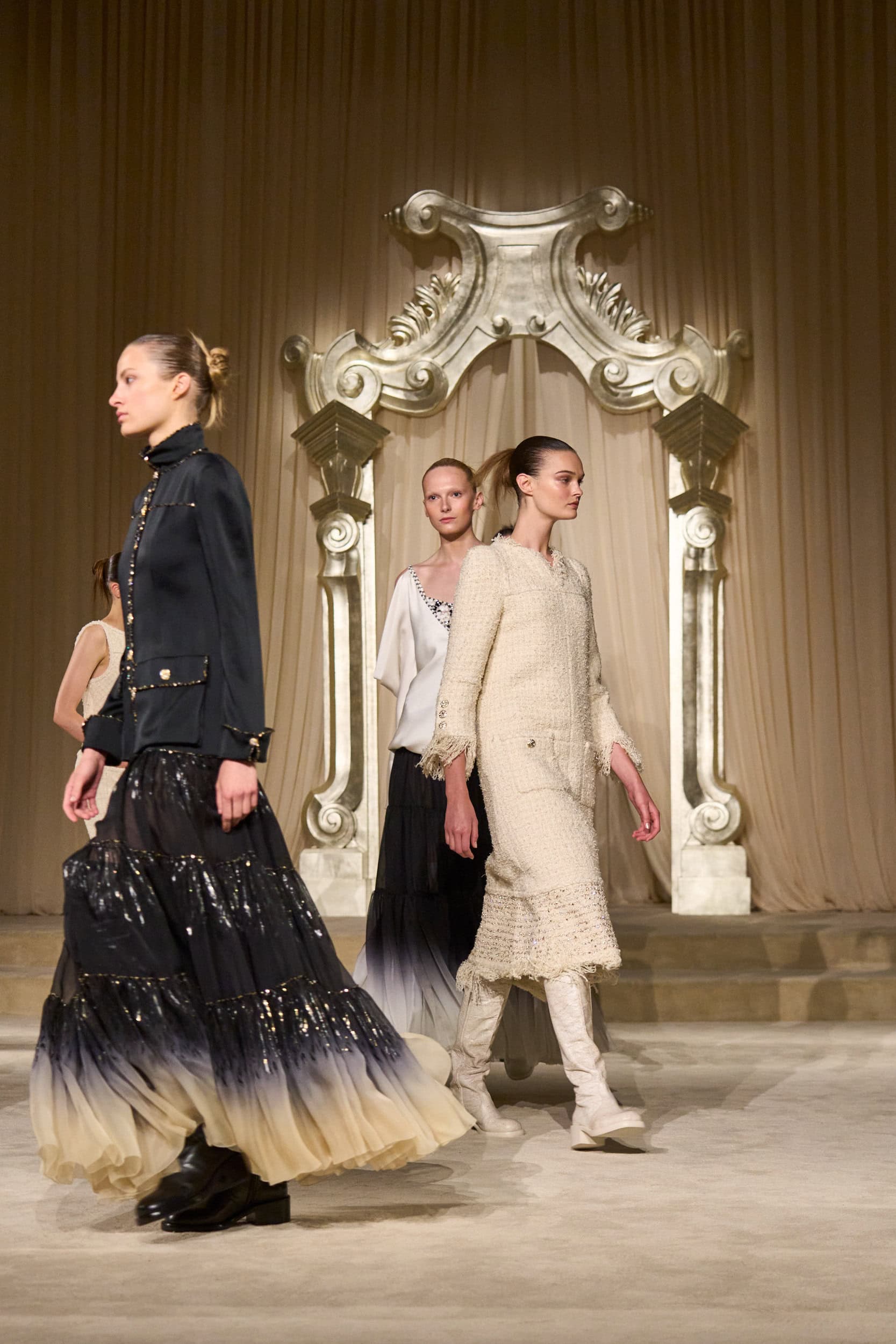 Chanel Spring 2026 Couture Fashion Show Atmosphere