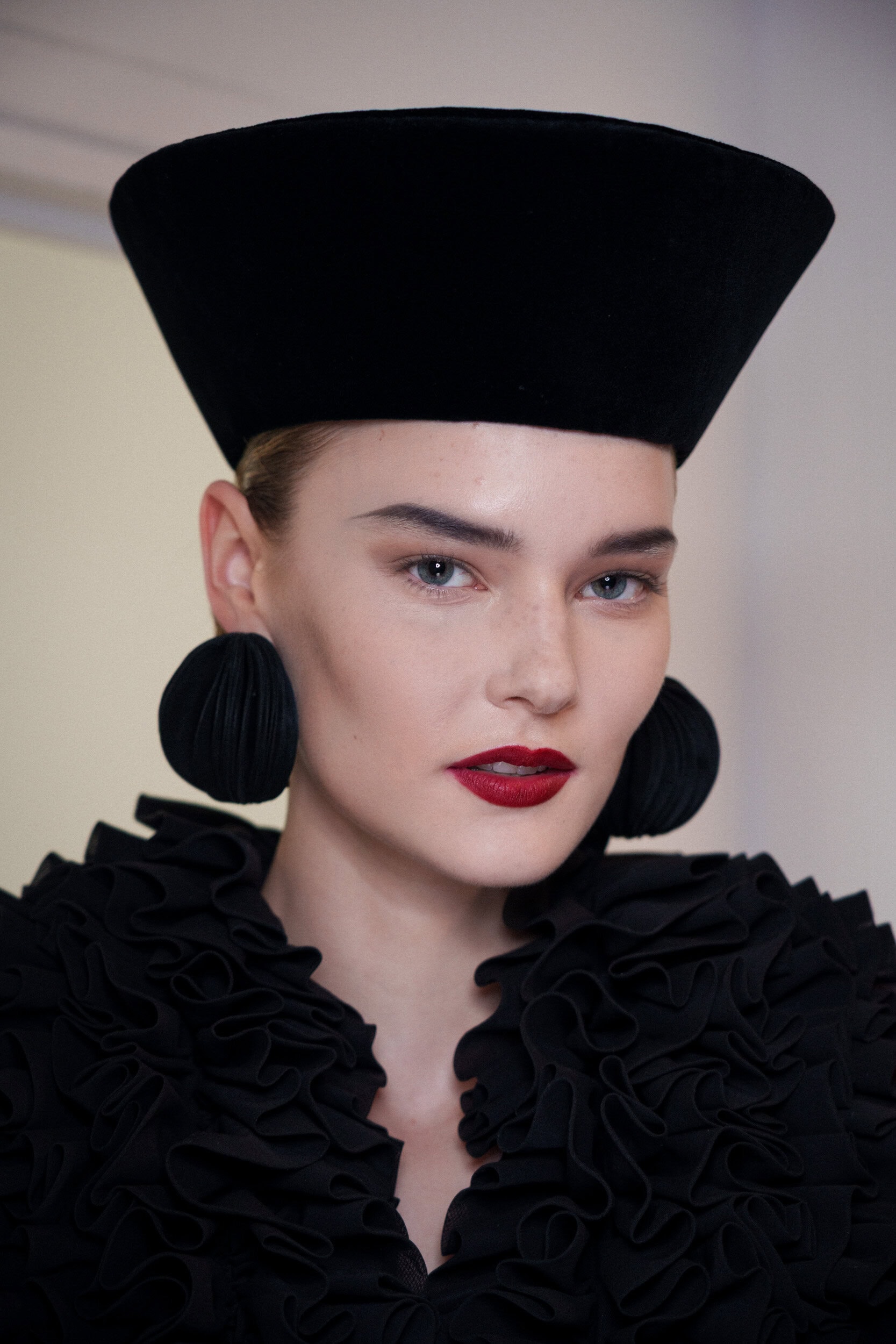 Chocheng Fall 2025 Couture Fashion Show Backstage