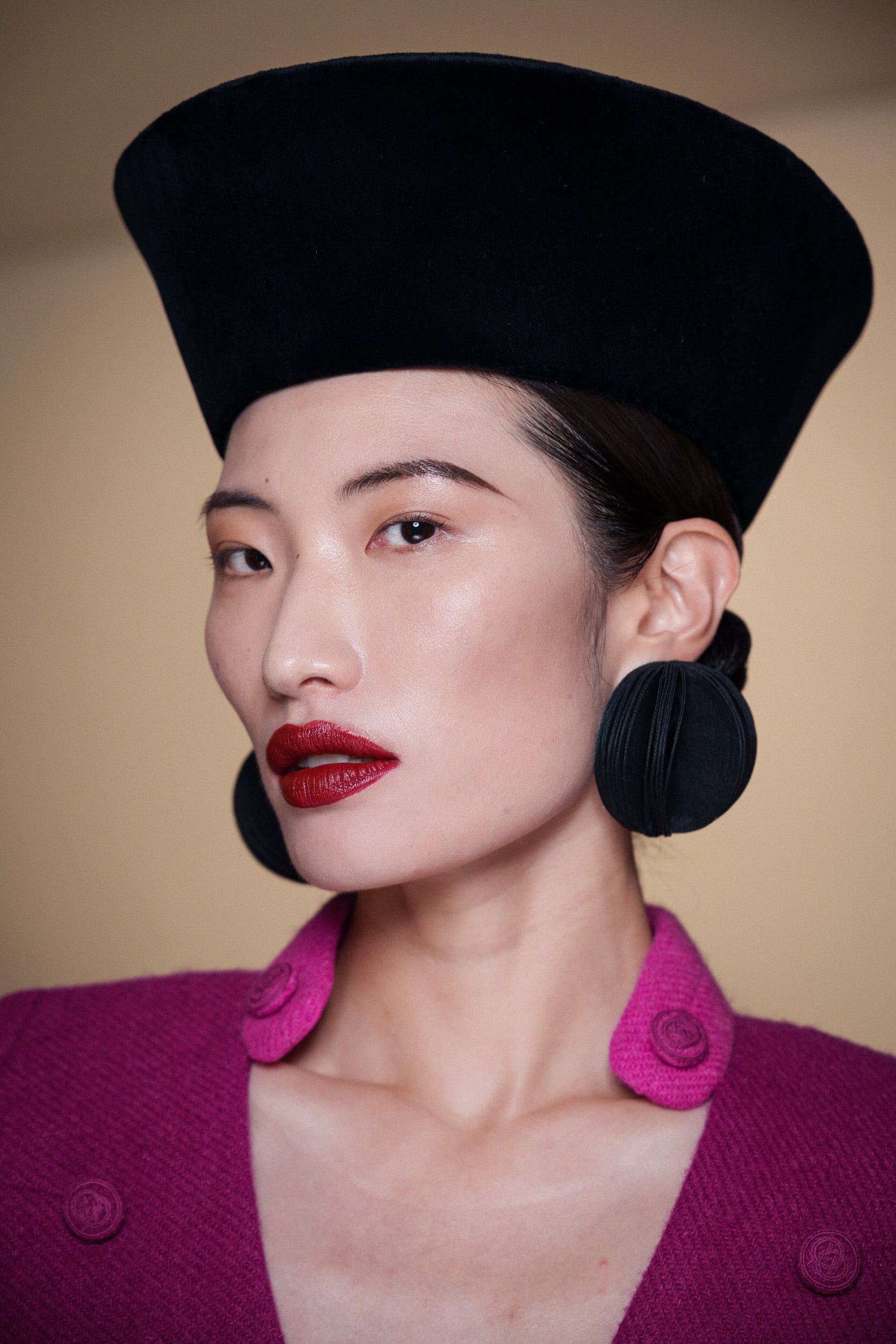 Chocheng Fall 2025 Couture Fashion Show Backstage