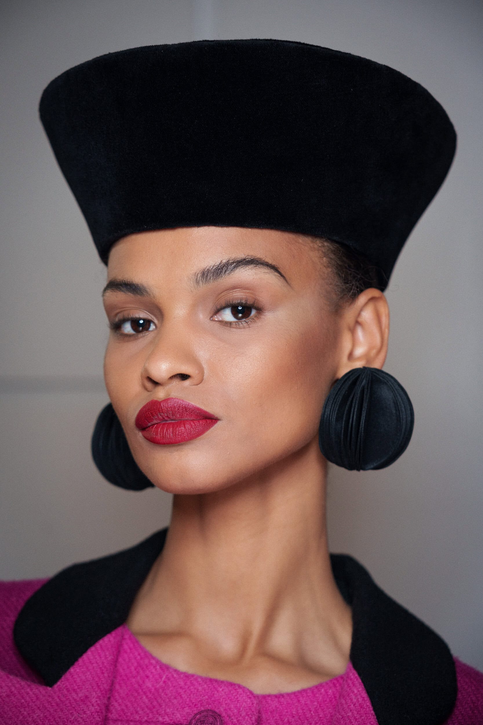 Chocheng Fall 2025 Couture Fashion Show Backstage