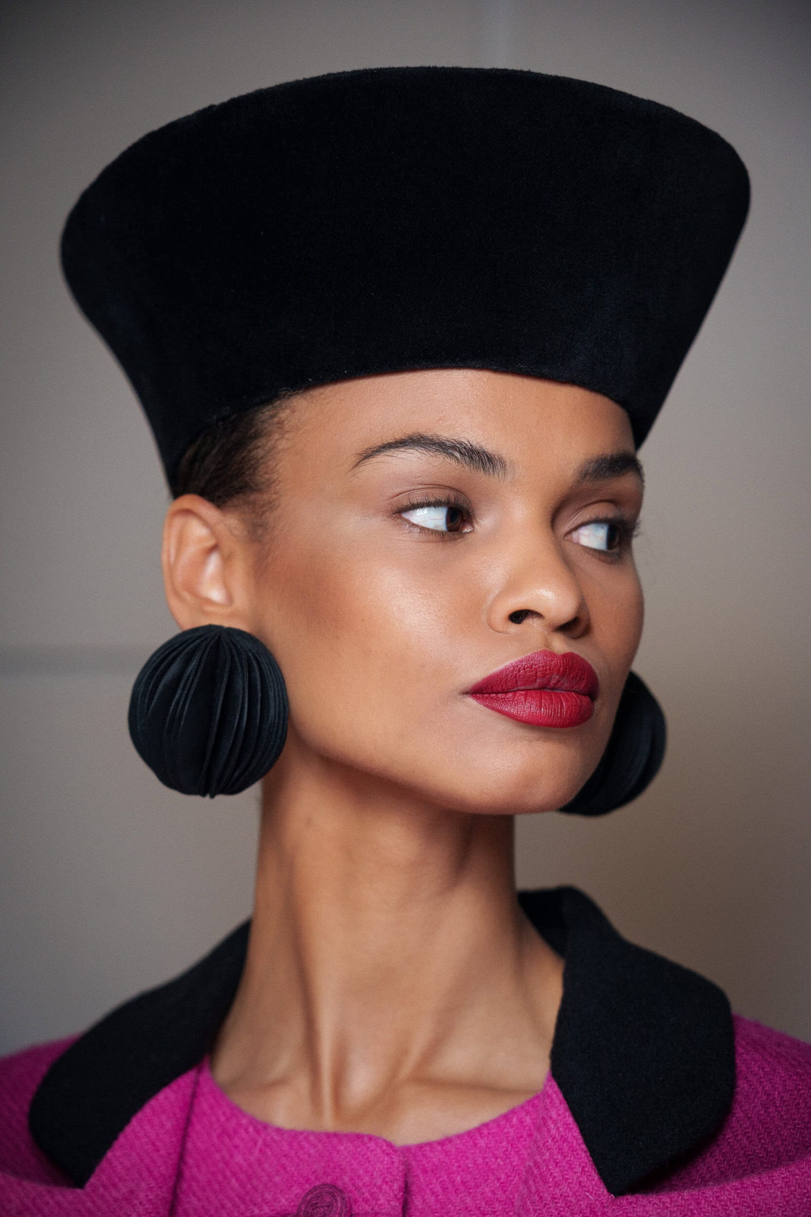 Chocheng Fall 2025 Couture Fashion Show Backstage