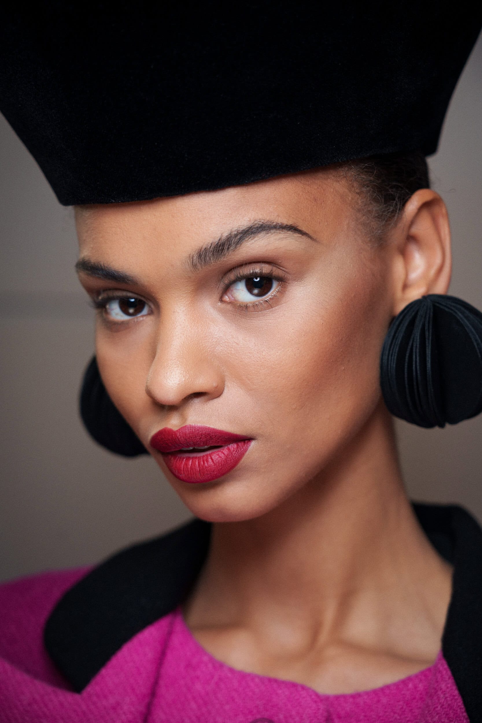 Chocheng Fall 2025 Couture Fashion Show Backstage