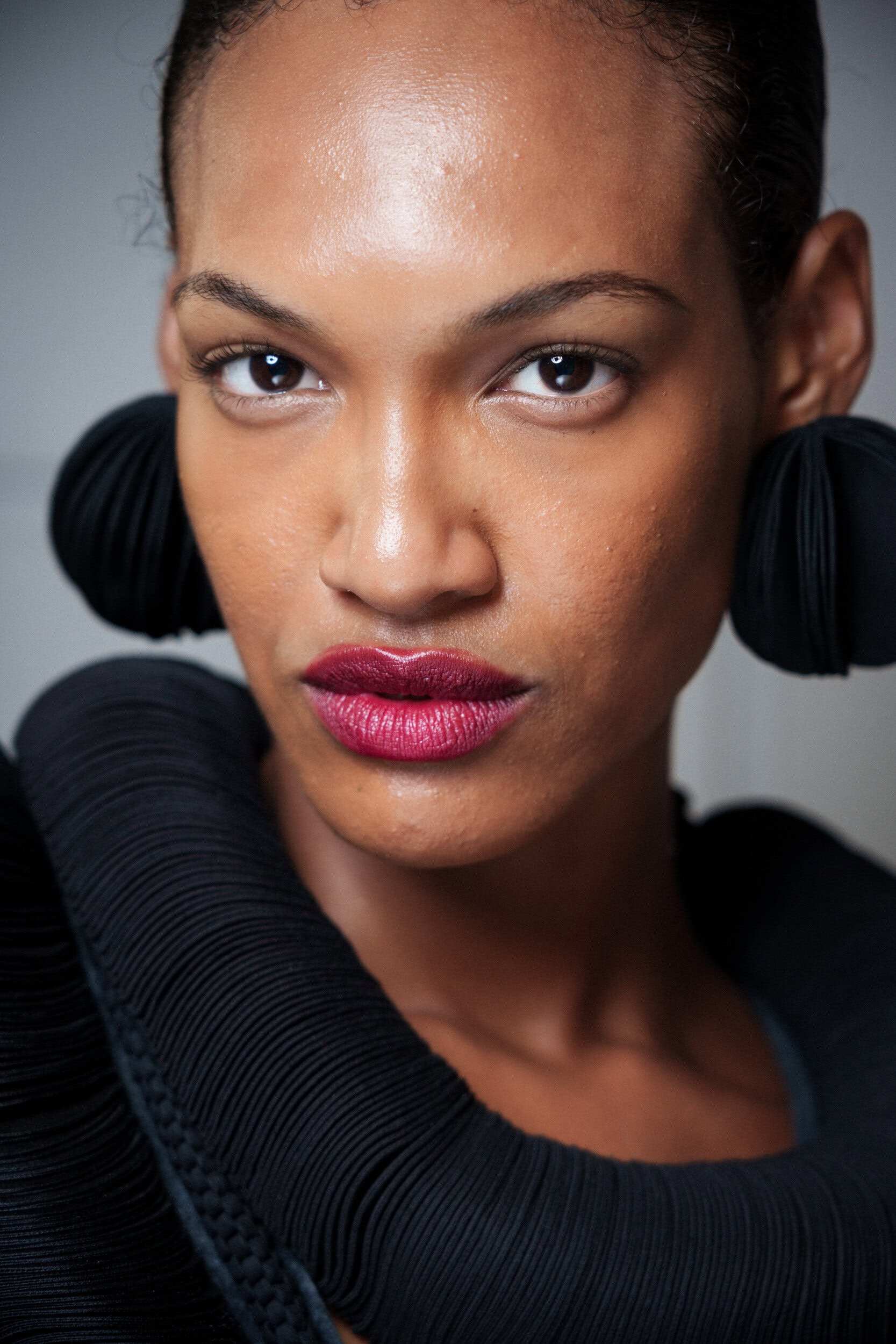 Chocheng Fall 2025 Couture Fashion Show Backstage