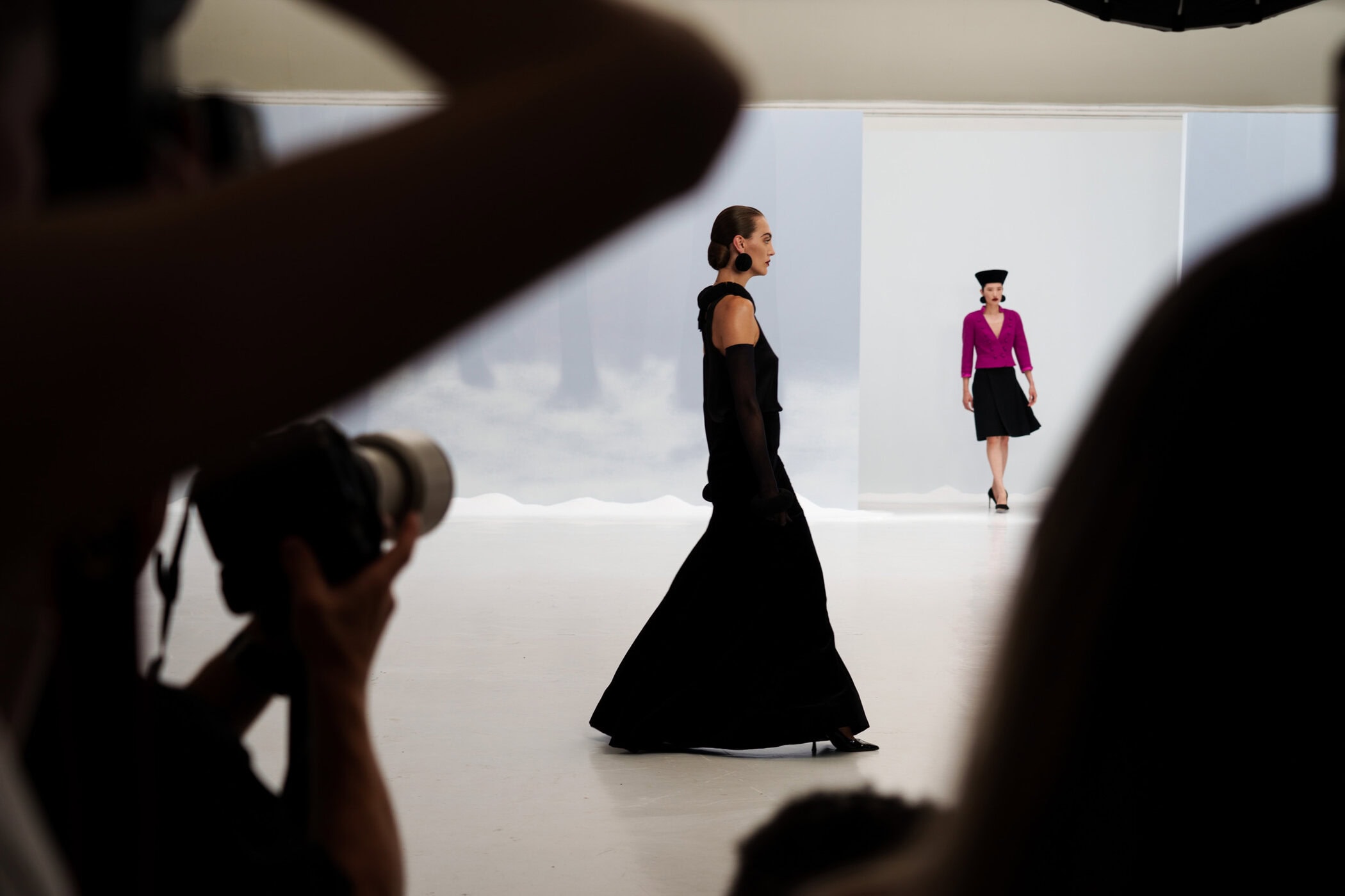 Chocheng Fall 2025 Couture Fashion Show Backstage