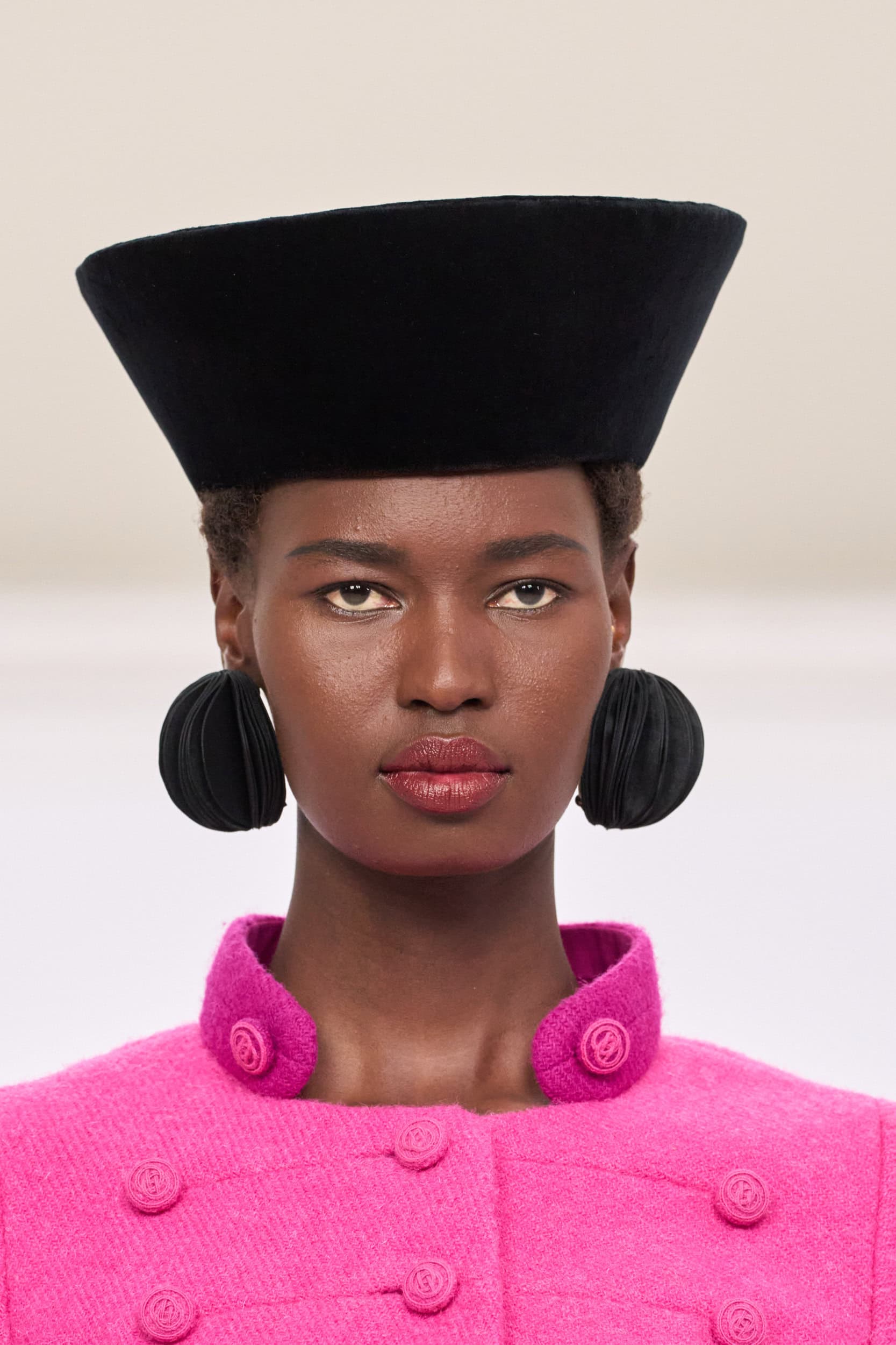 Chocheng Fall 2025 Couture Fashion Show Details