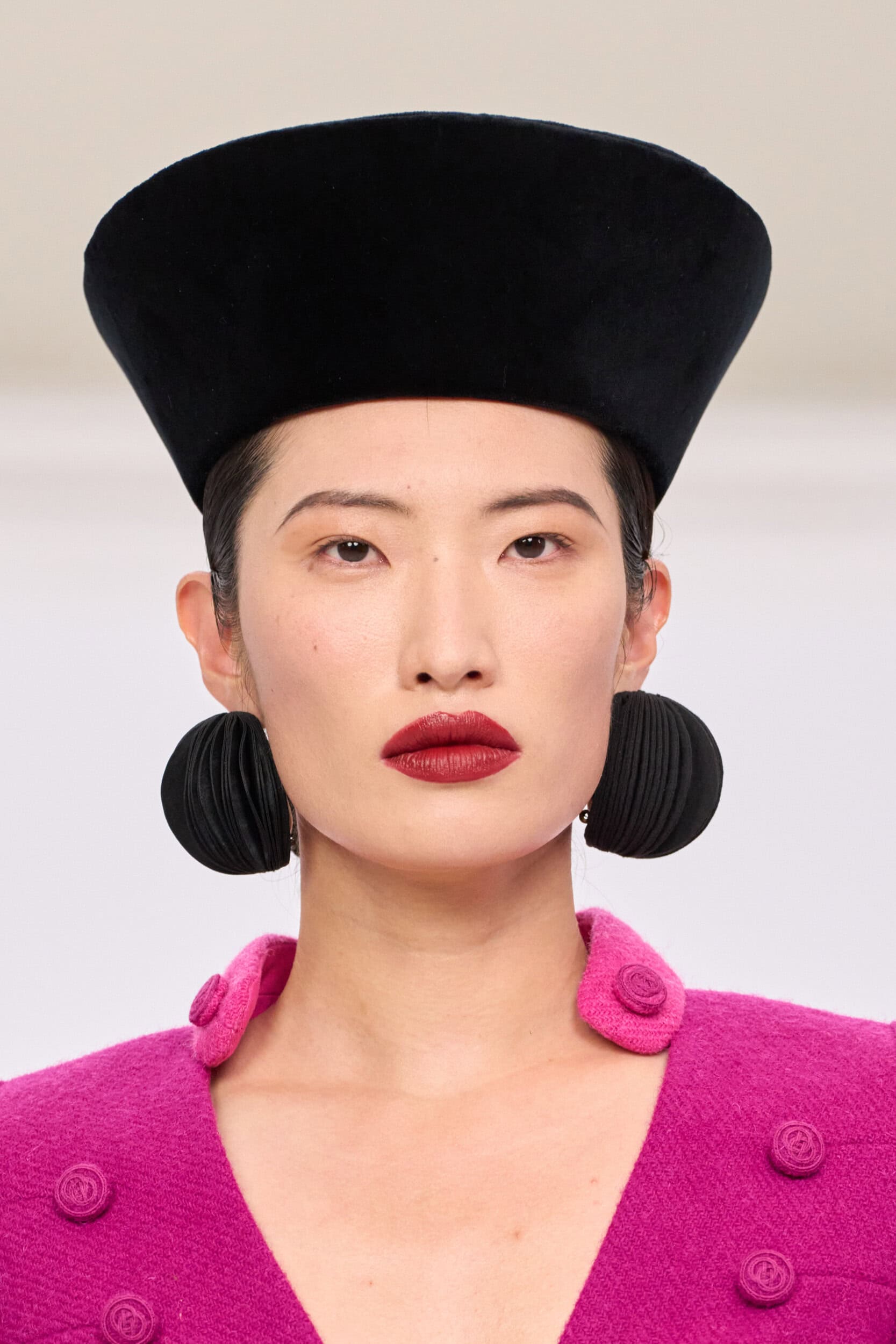 Chocheng Fall 2025 Couture Fashion Show Details