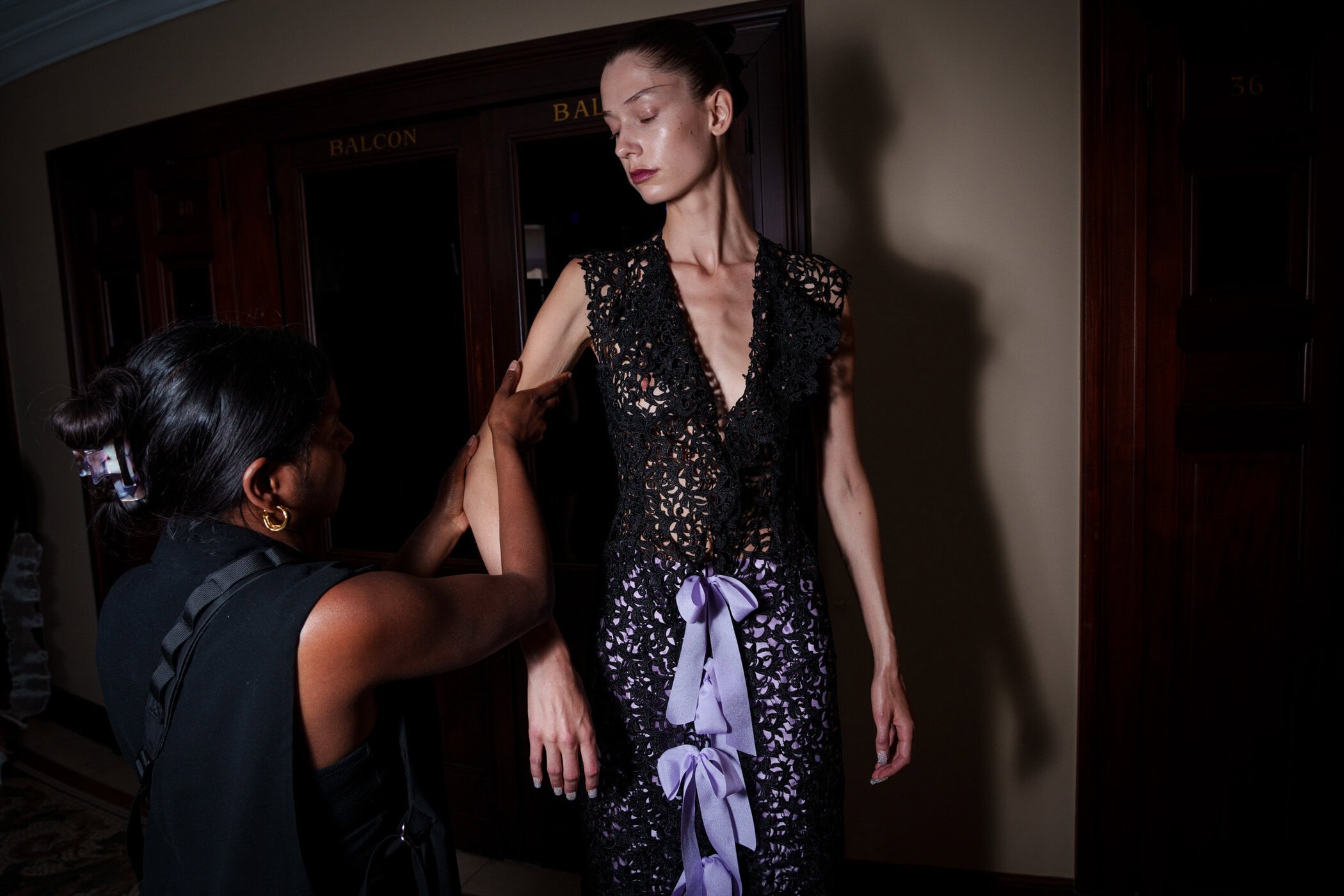 Peet Dullaert Fall 2025 Couture Fashion Show Backstage