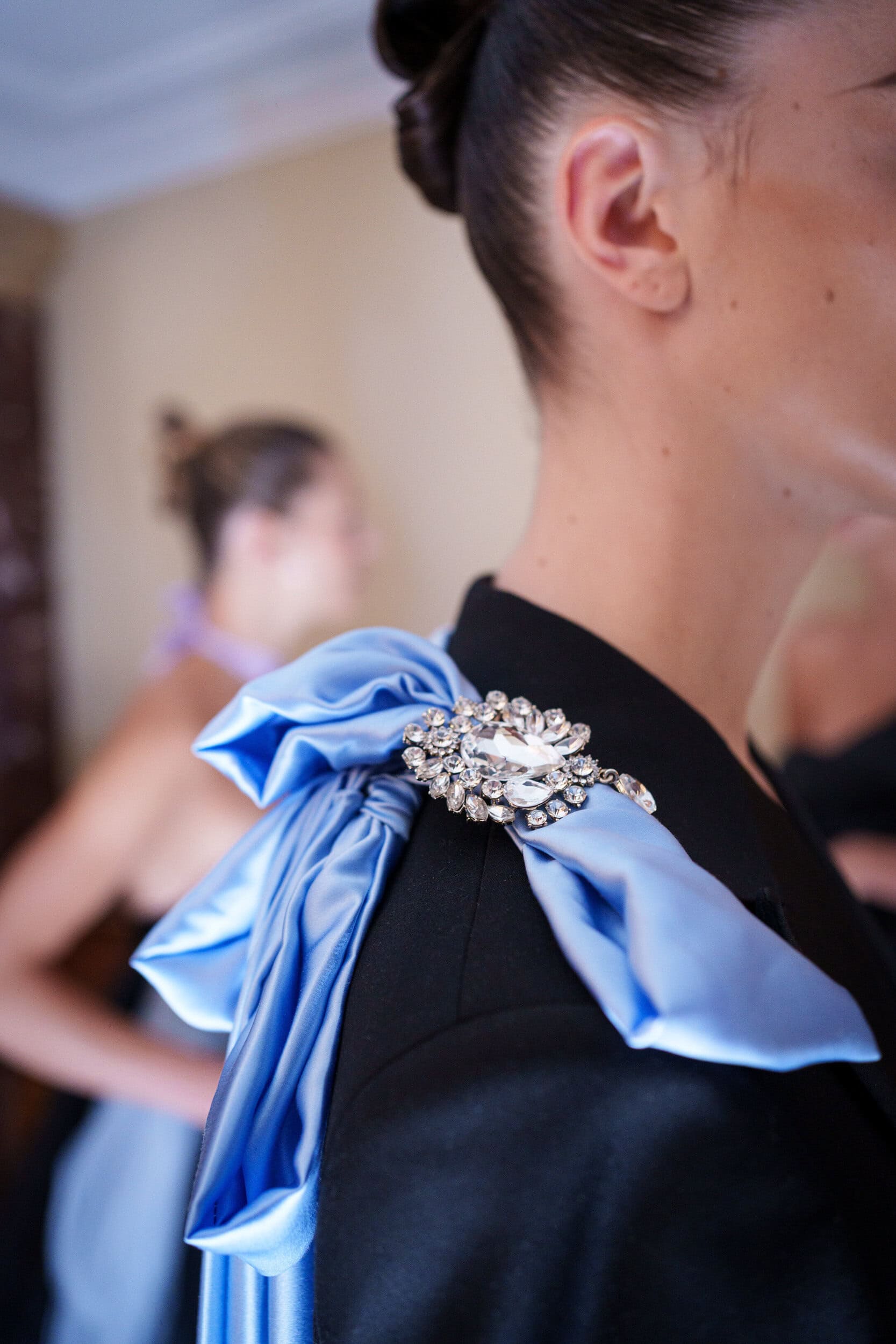 Peet Dullaert Fall 2025 Couture Fashion Show Backstage