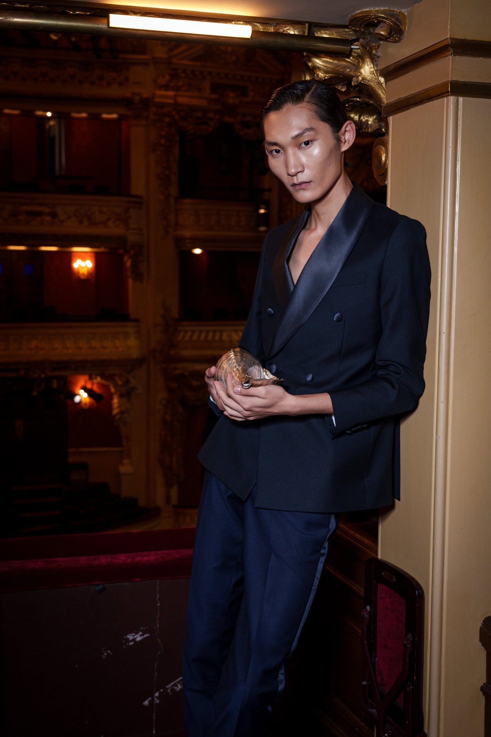 Peet Dullaert Fall 2025 Couture Fashion Show Backstage