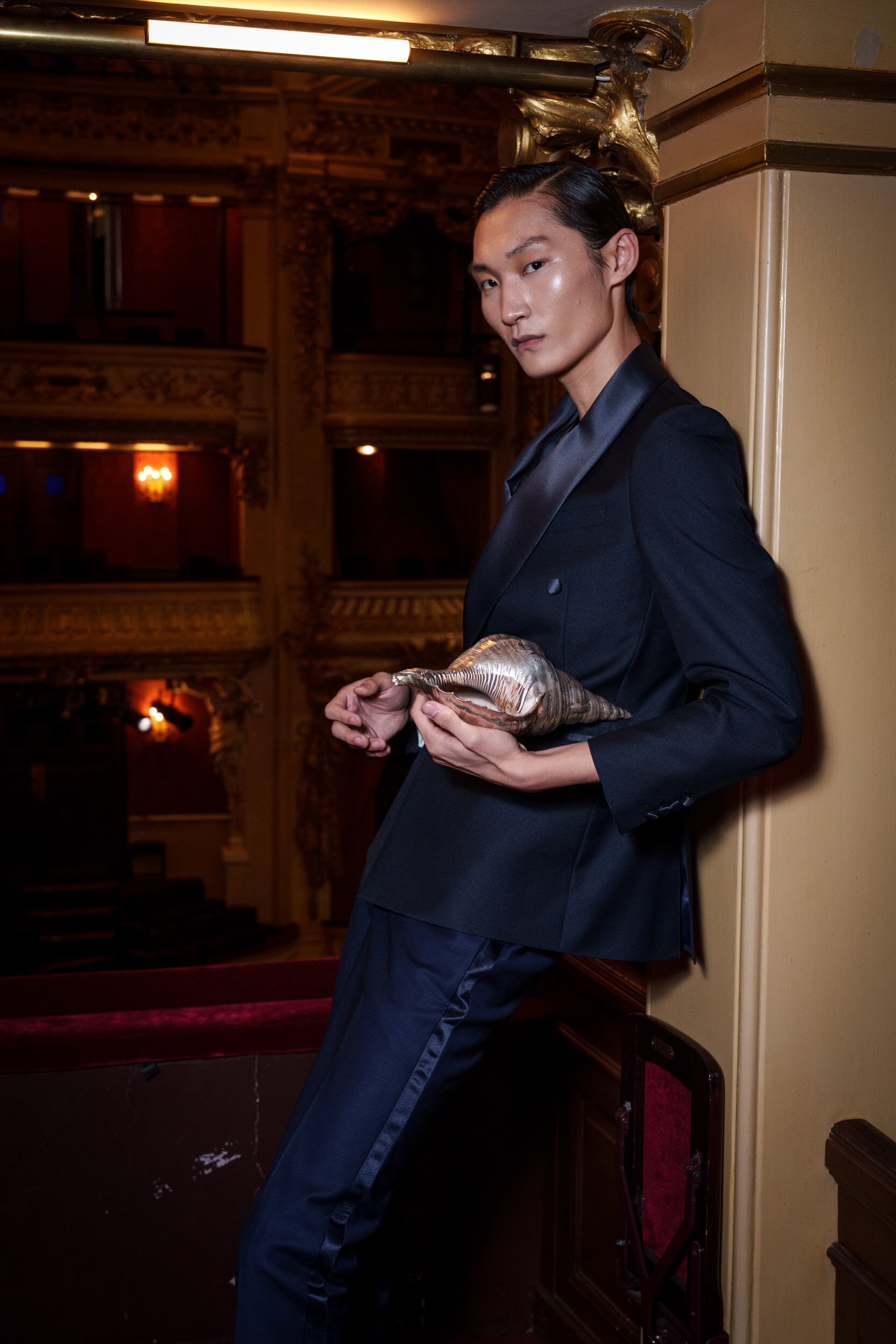 Peet Dullaert Fall 2025 Couture Fashion Show Backstage