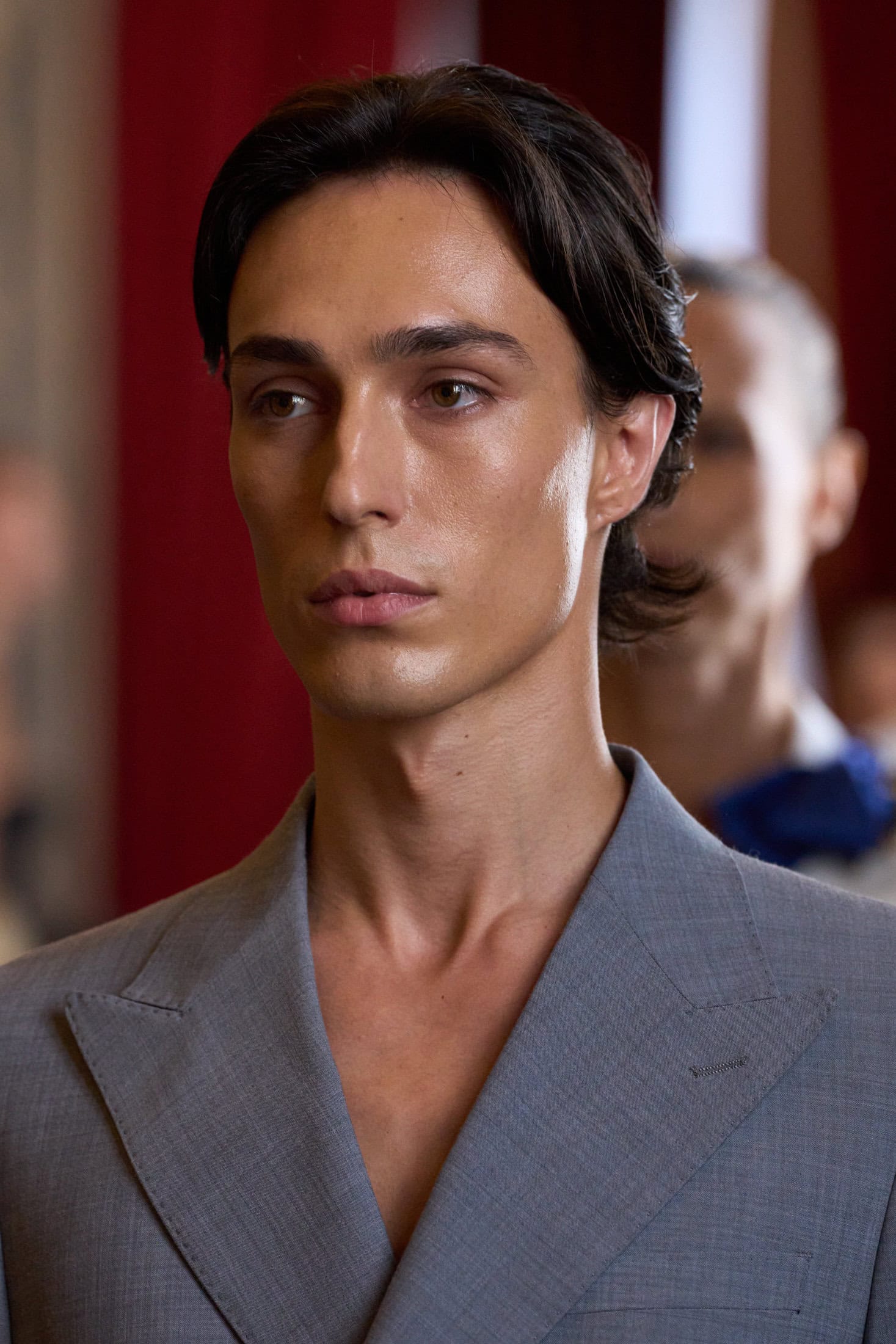 Peet Dullaert Fall 2025 Couture Fashion Show Details