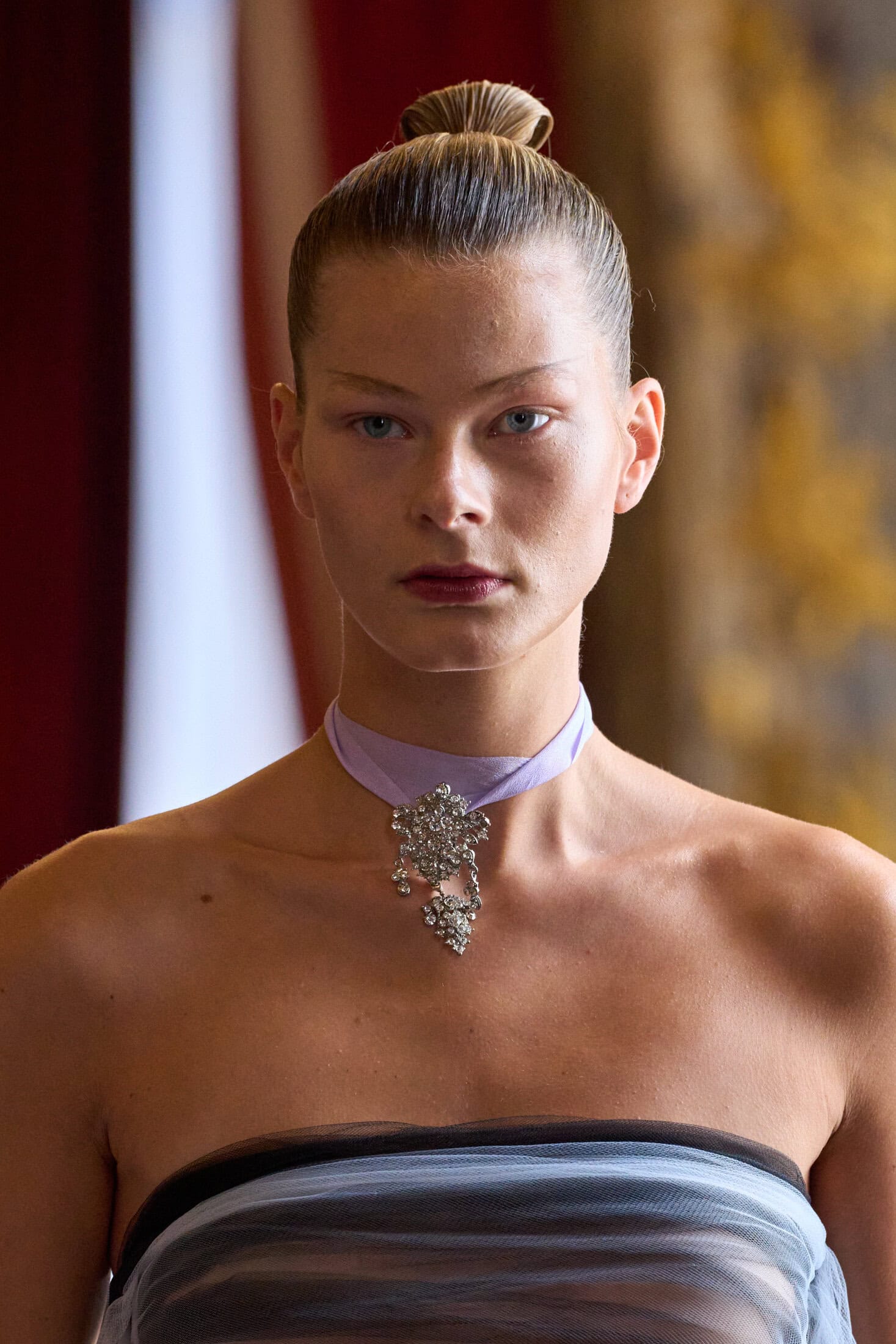 Peet Dullaert Fall 2025 Couture Fashion Show Details