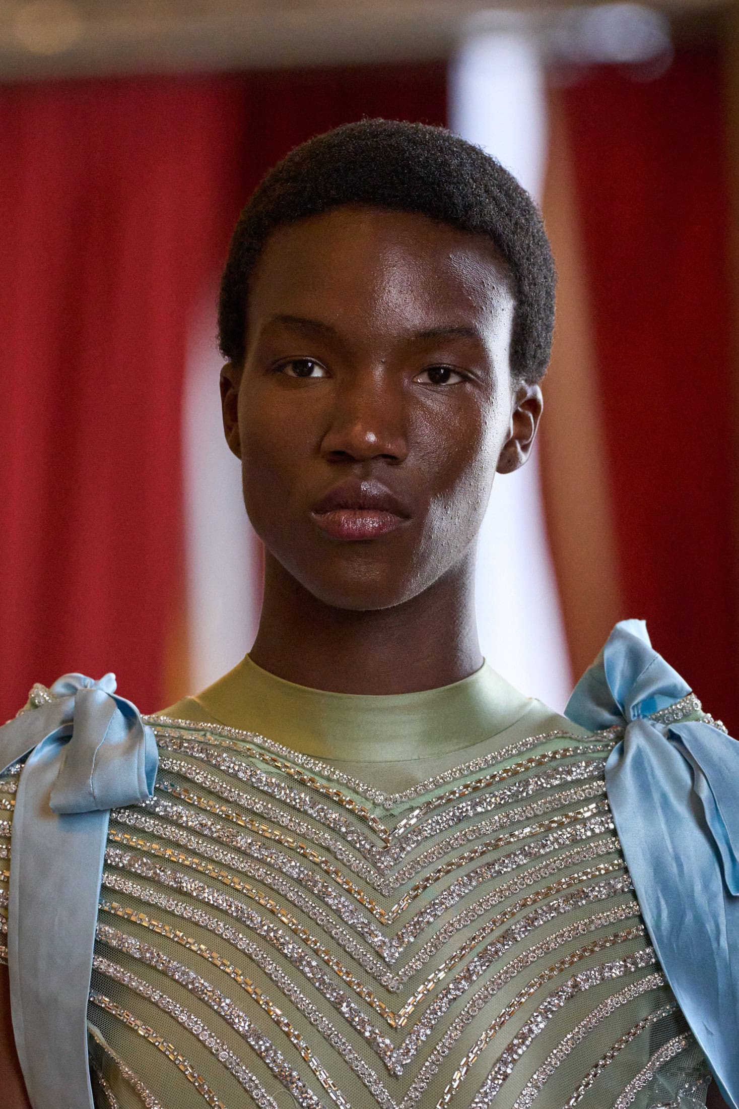 Peet Dullaert Fall 2025 Couture Fashion Show Details