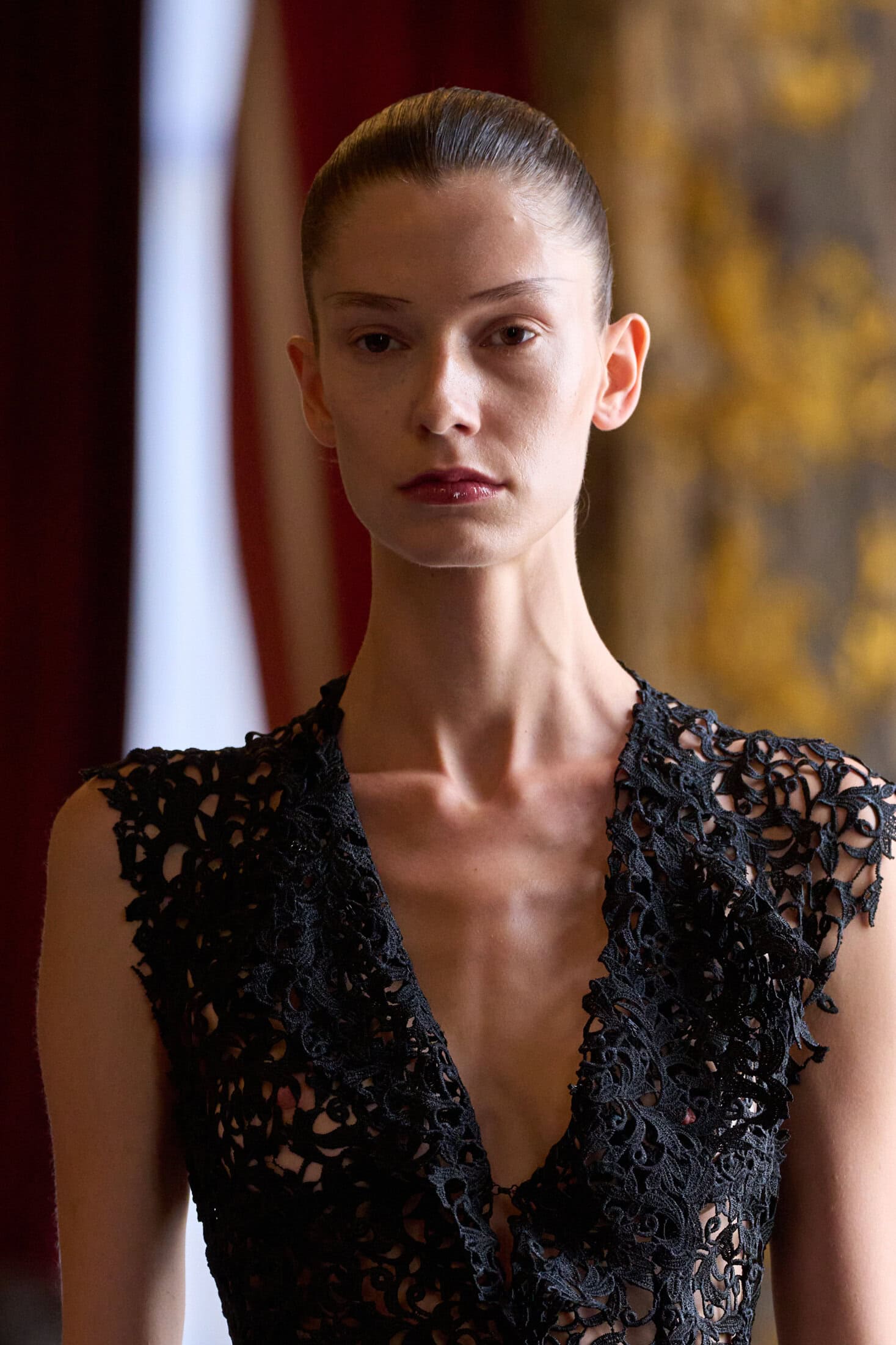 Peet Dullaert Fall 2025 Couture Fashion Show Details