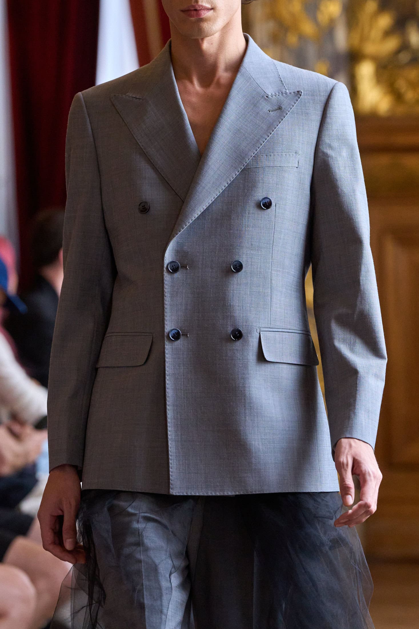 Peet Dullaert Fall 2025 Couture Fashion Show Details