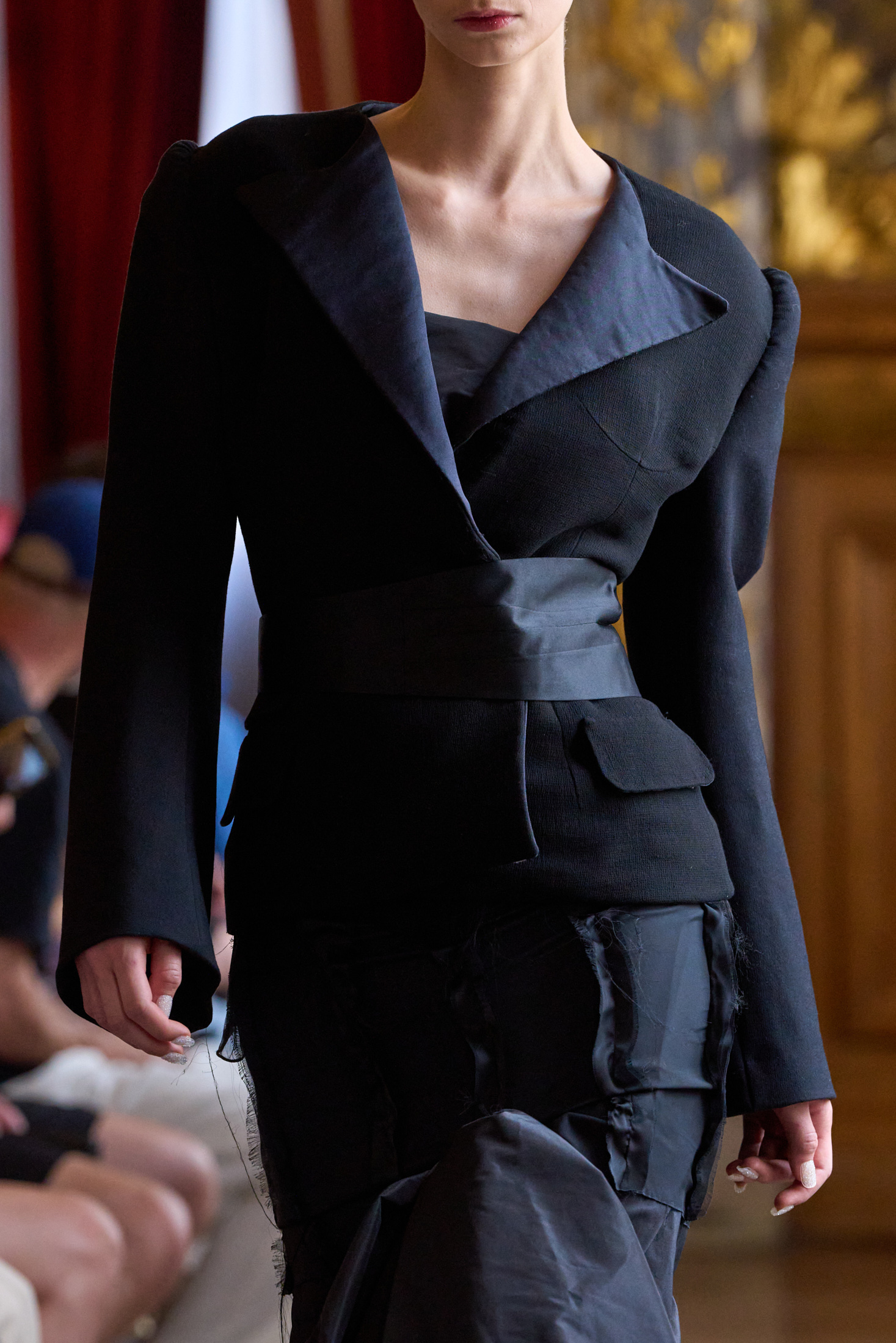 Peet Dullaert Fall 2025 Couture Fashion Show Details