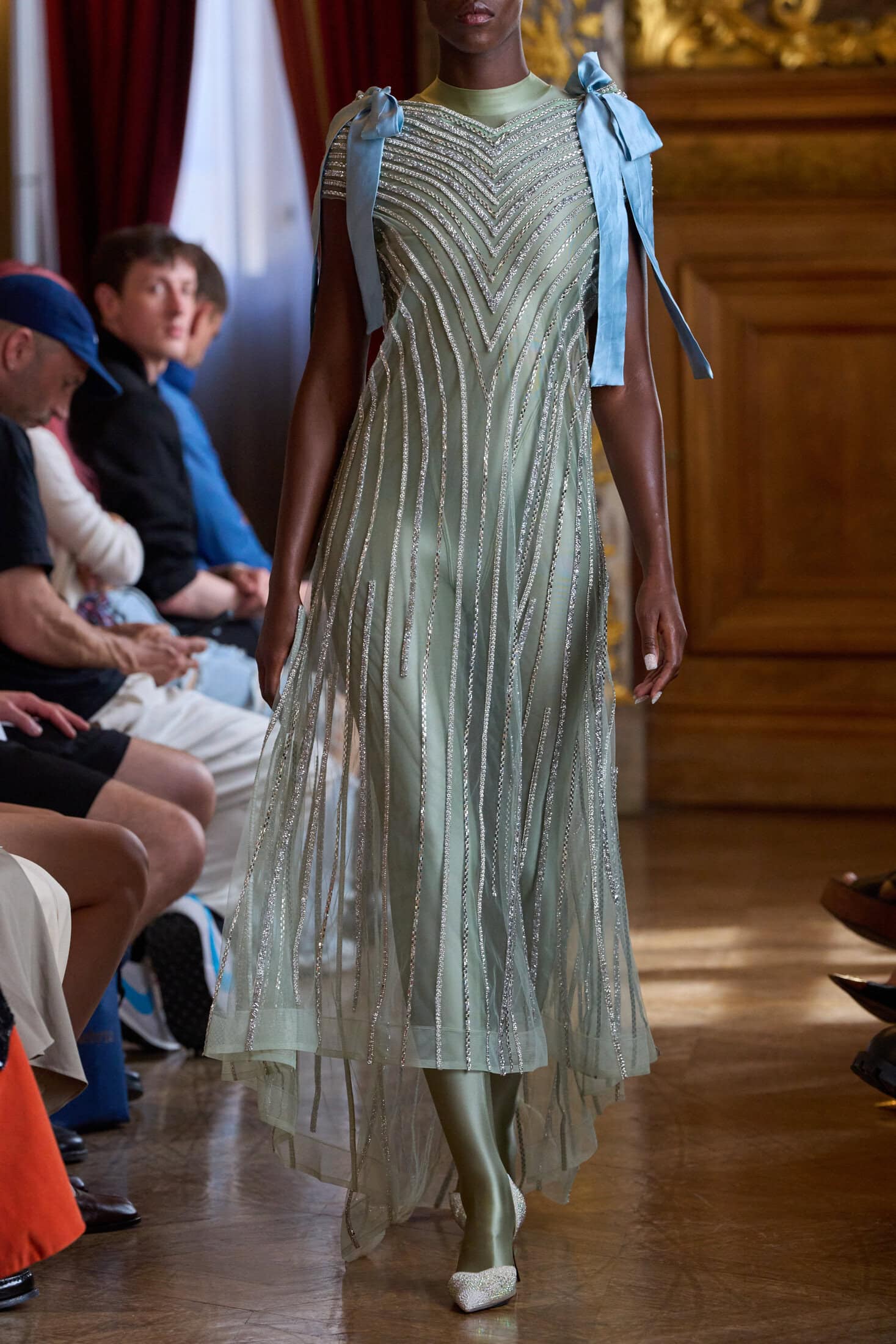 Peet Dullaert Fall 2025 Couture Fashion Show Details