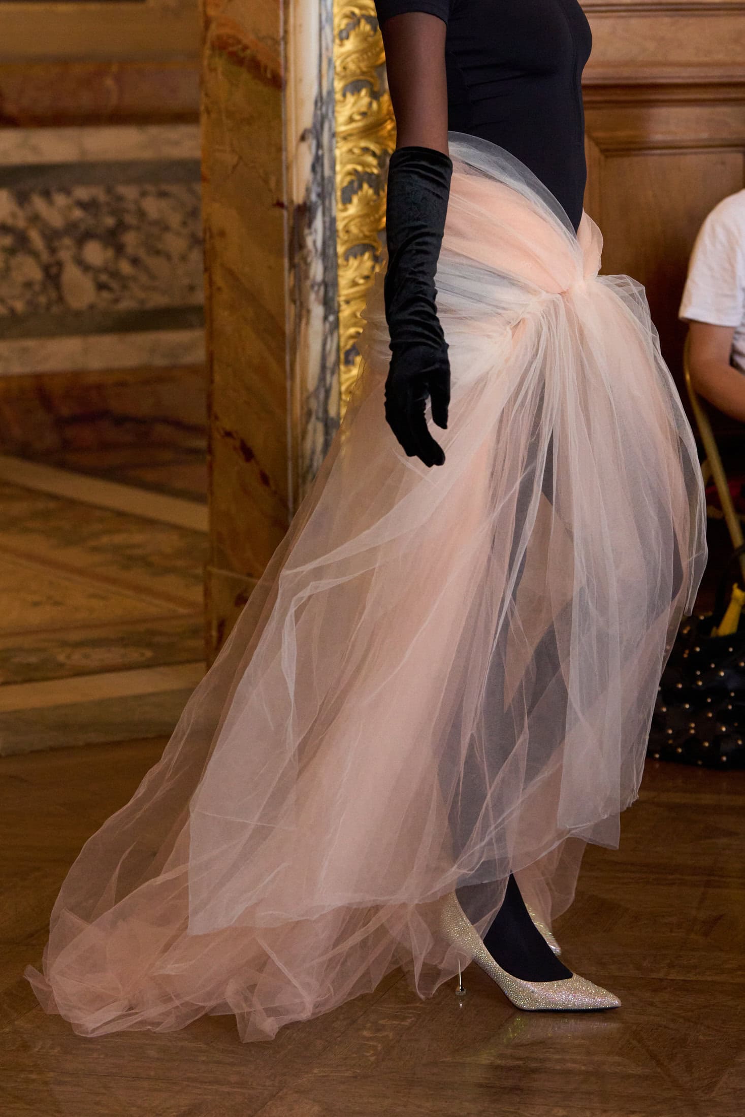 Peet Dullaert Fall 2025 Couture Fashion Show Details