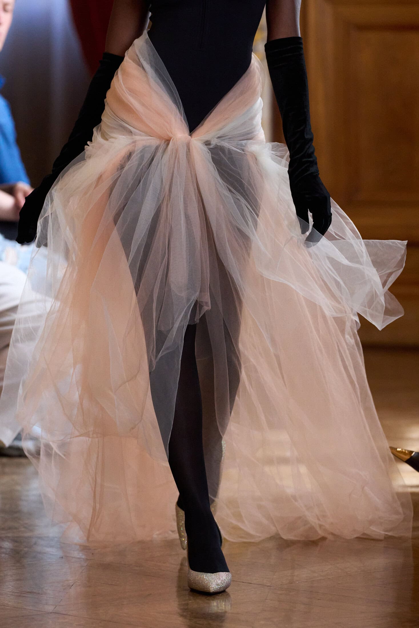 Peet Dullaert Fall 2025 Couture Fashion Show Details
