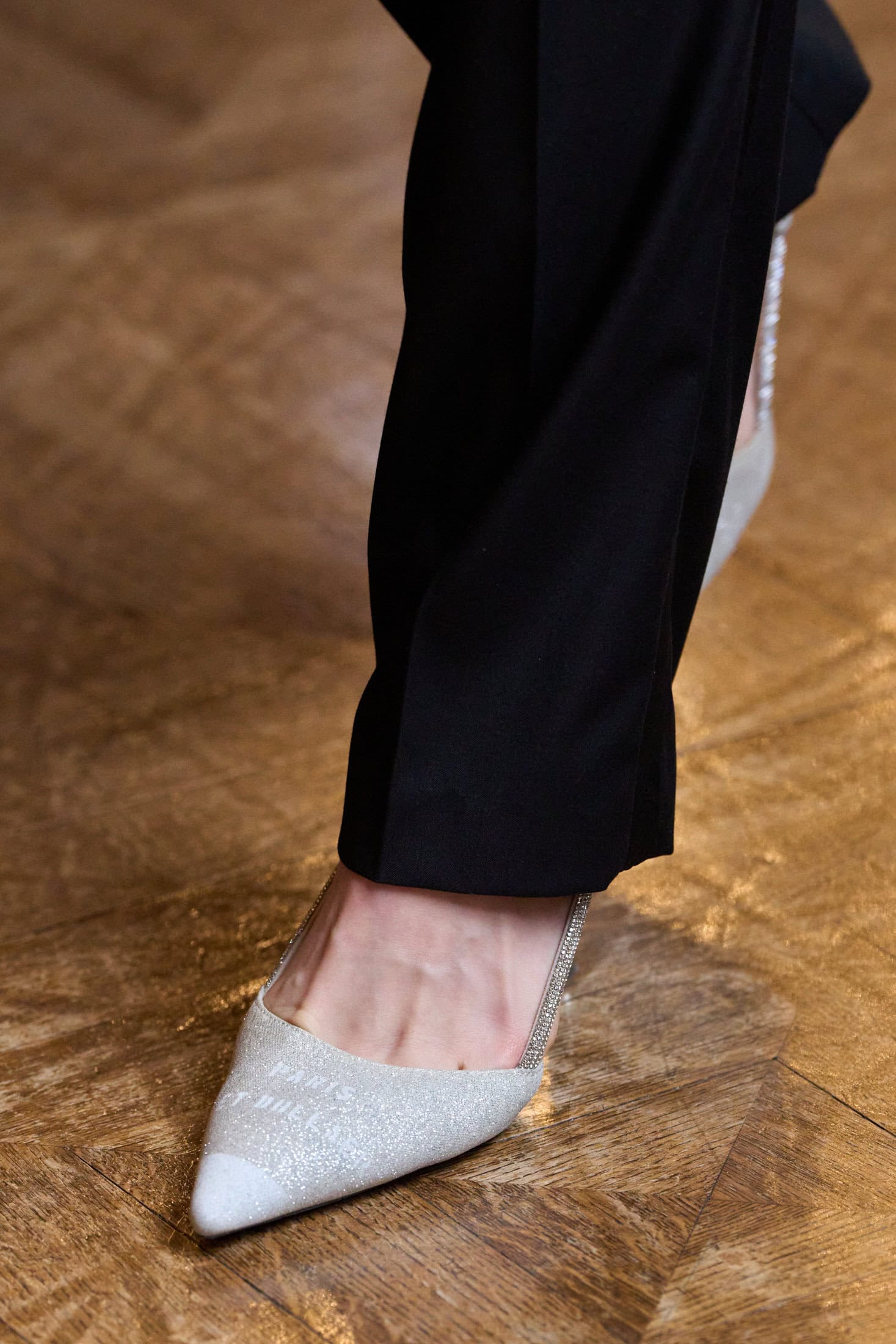 Peet Dullaert Fall 2025 Couture Fashion Show Details