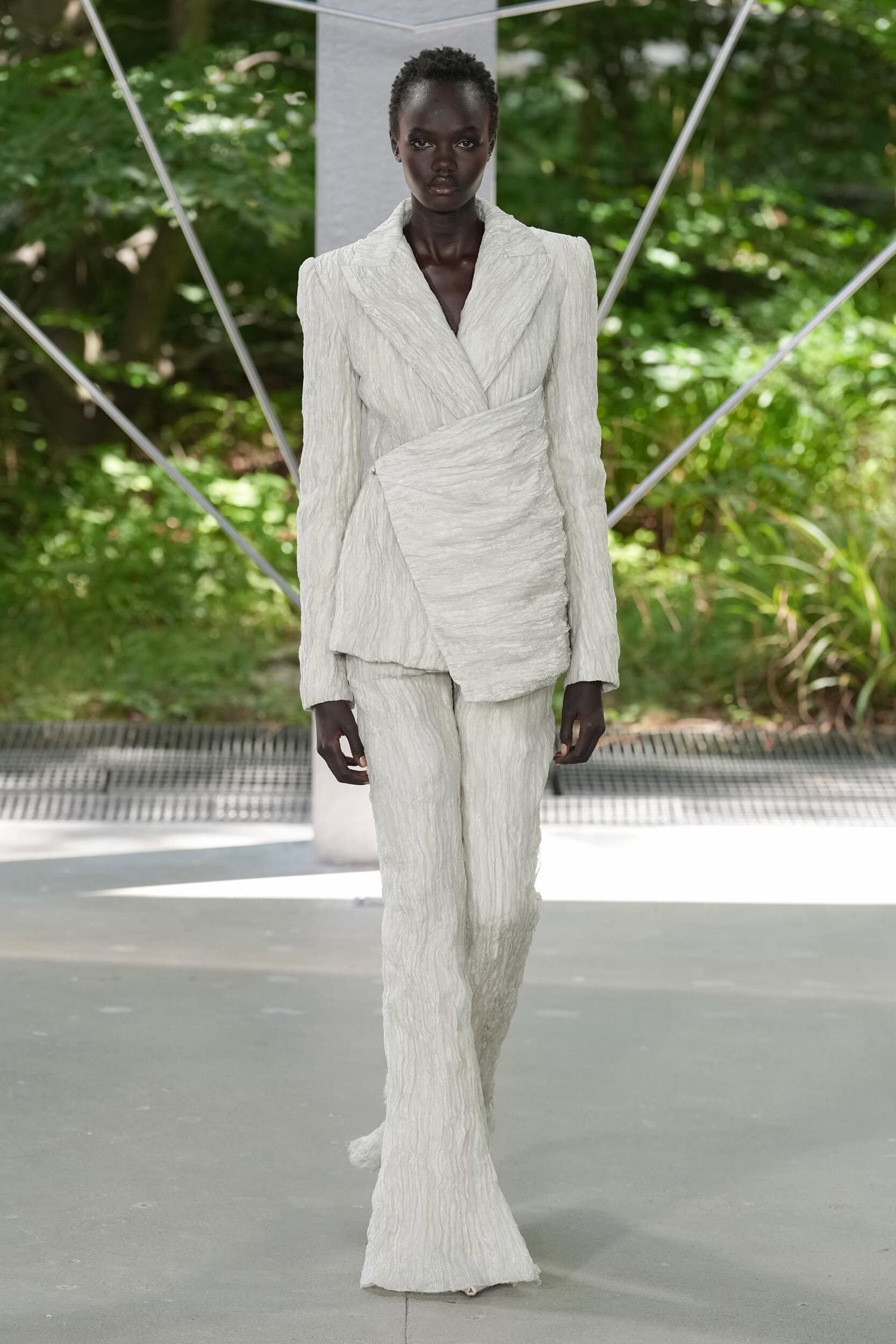 Ardazaei Fall 2025 Couture Fashion Show