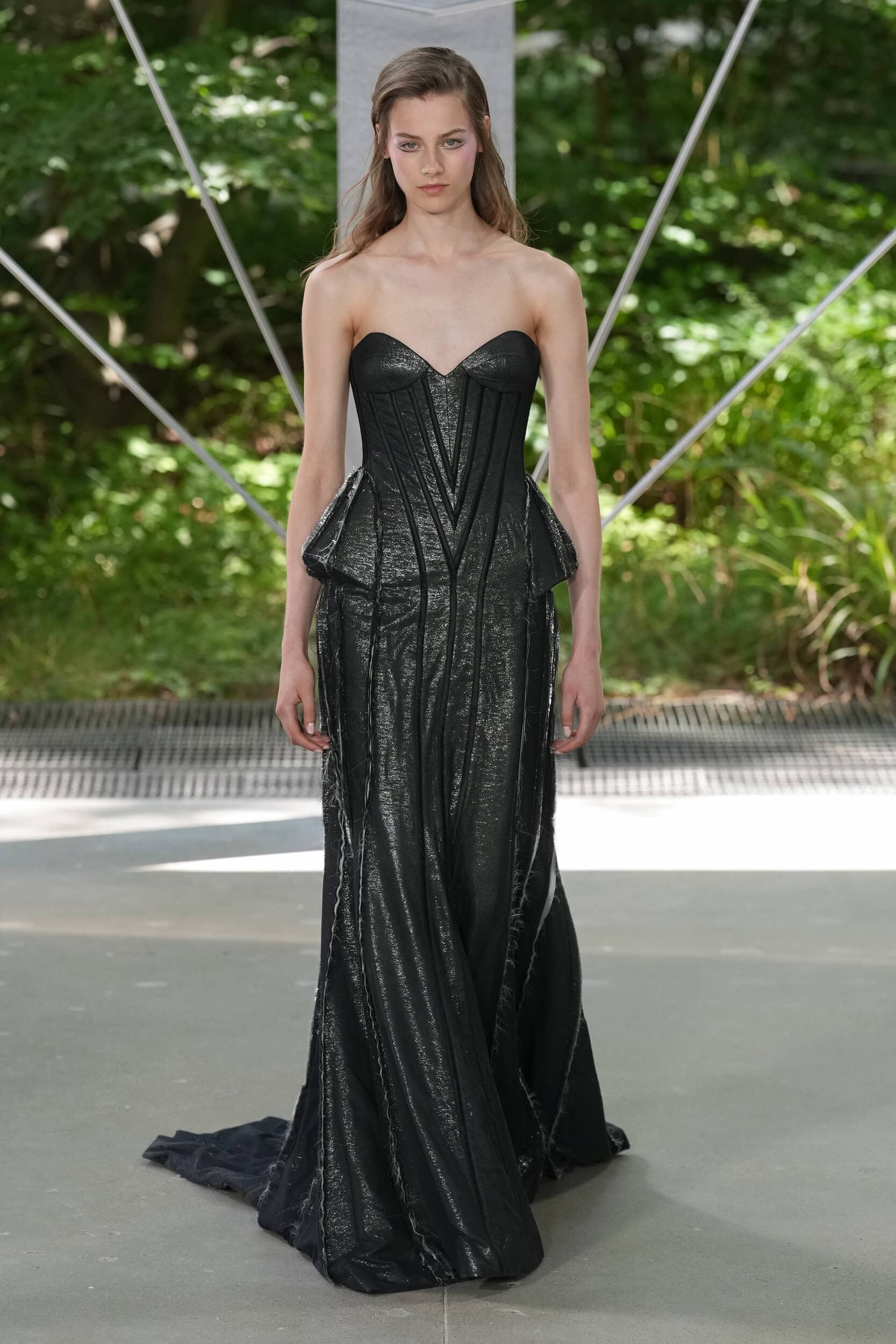 Ardazaei Fall 2025 Couture Fashion Show