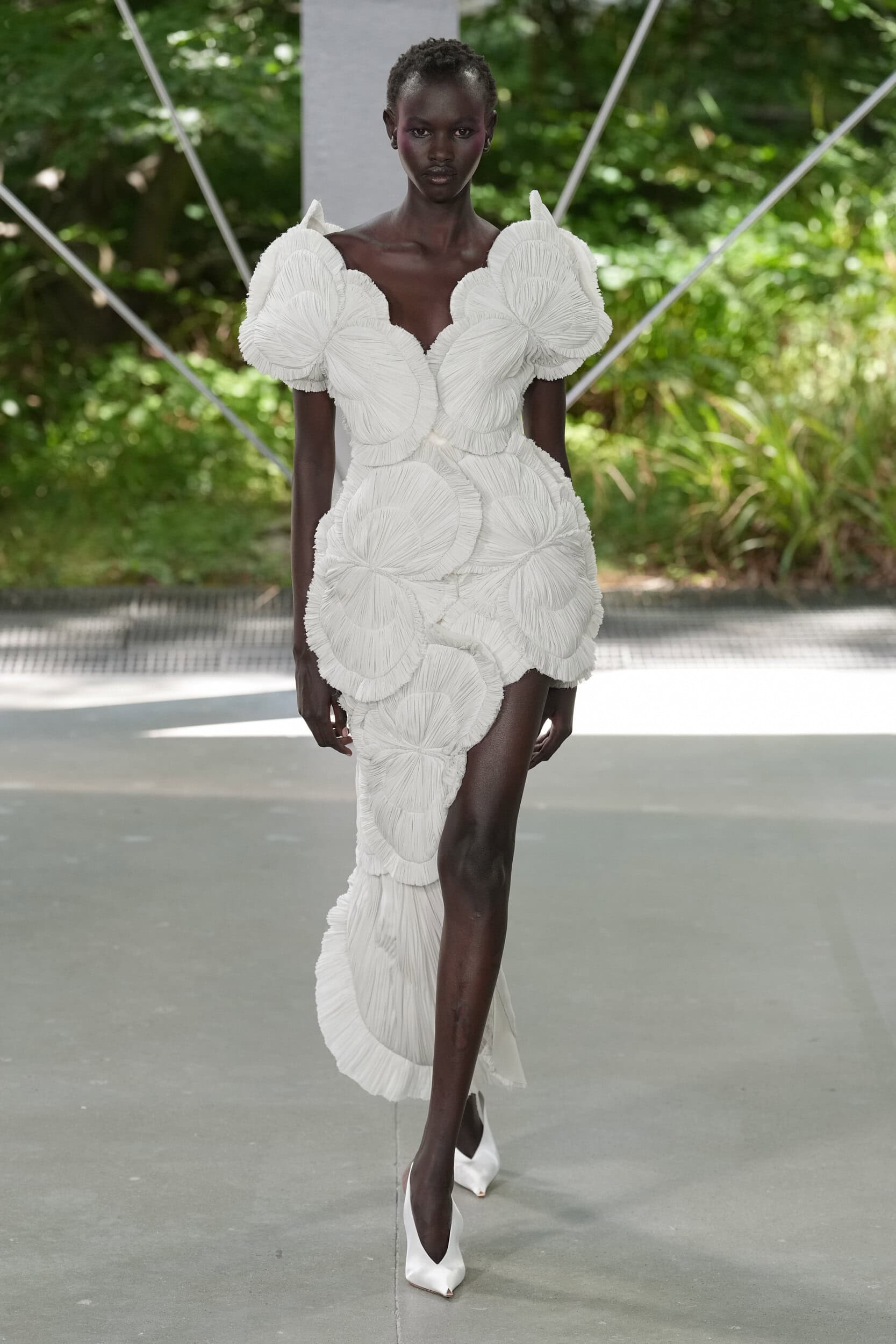 Ardazaei Fall 2025 Couture Fashion Show