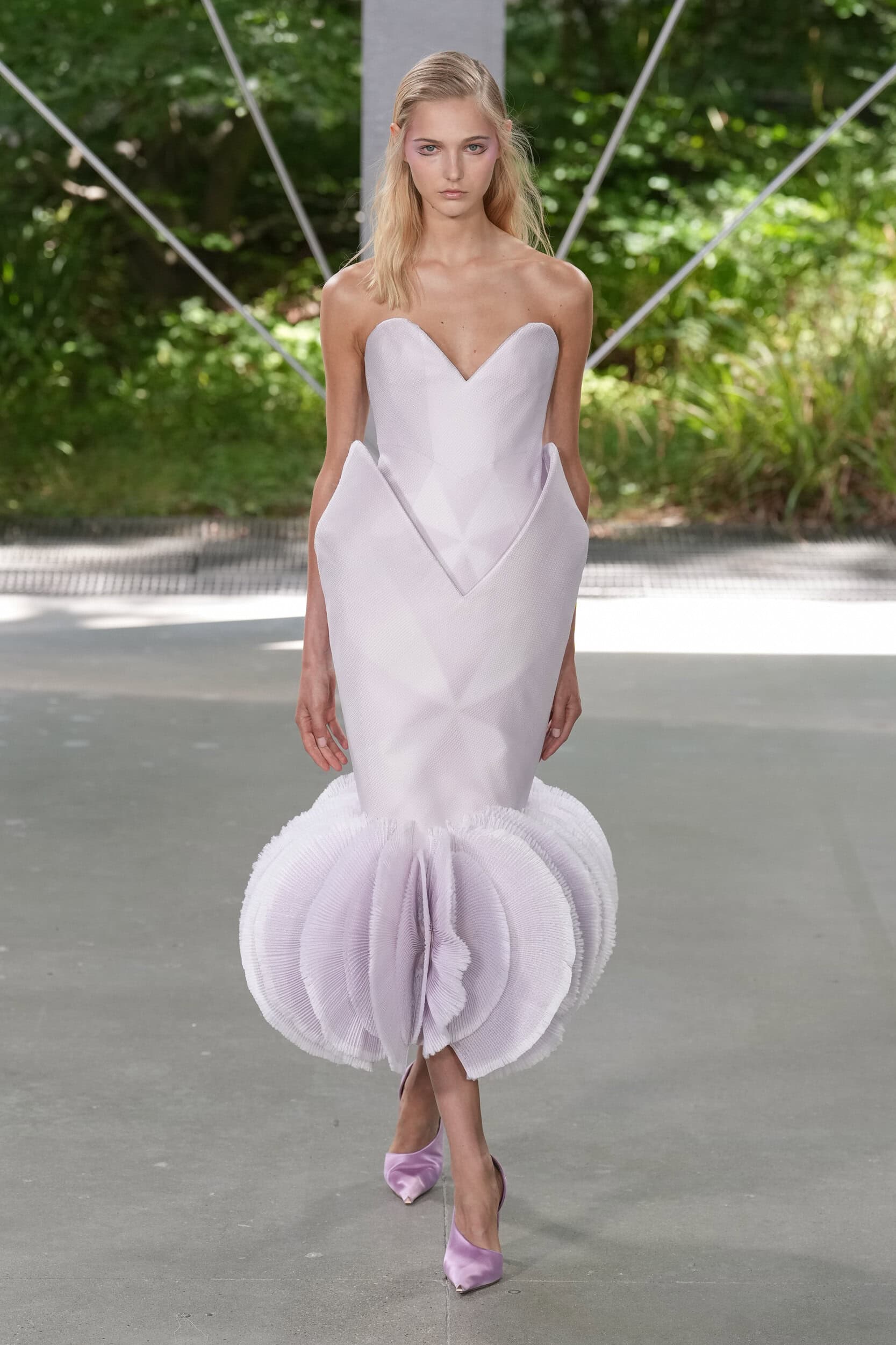 Ardazaei Fall 2025 Couture Fashion Show