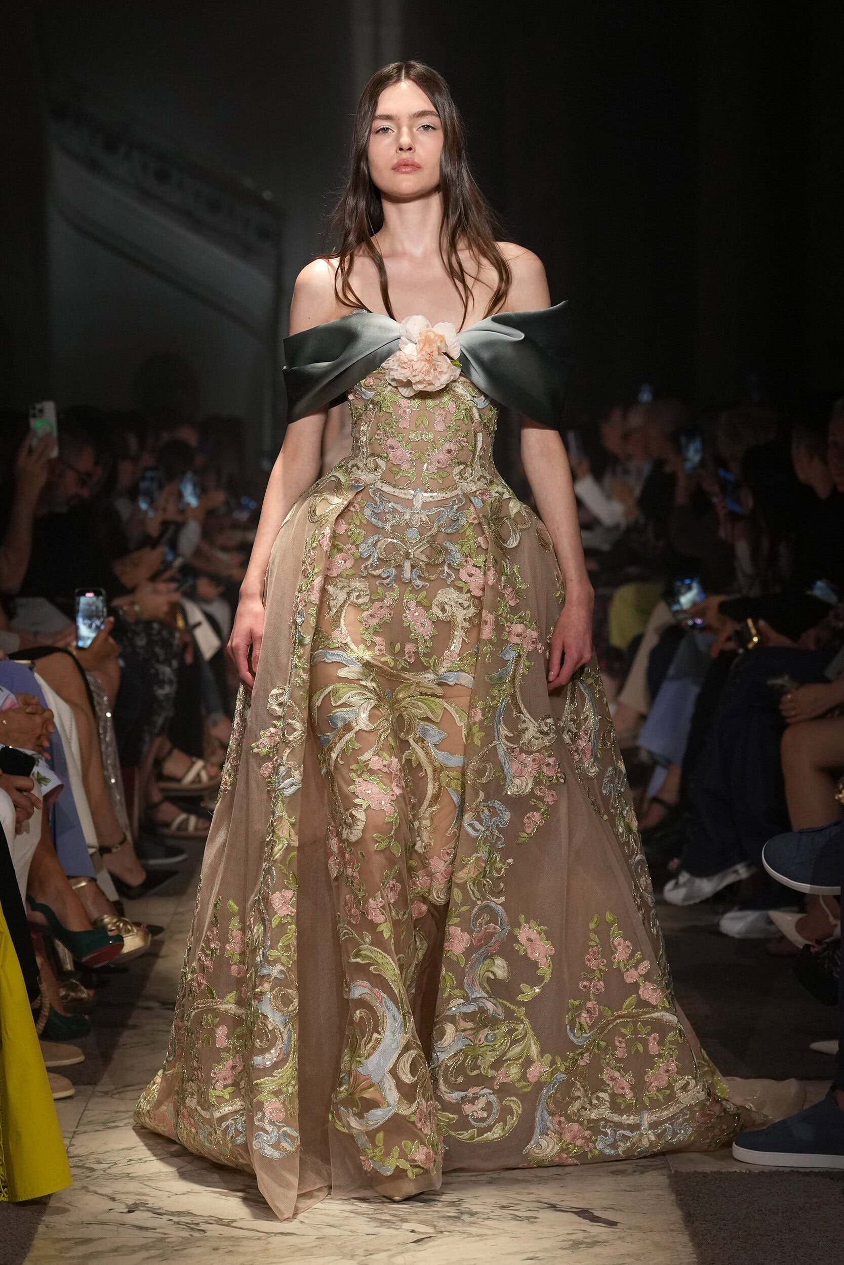 Elie Saab Fall 2025 Couture Fashion Show