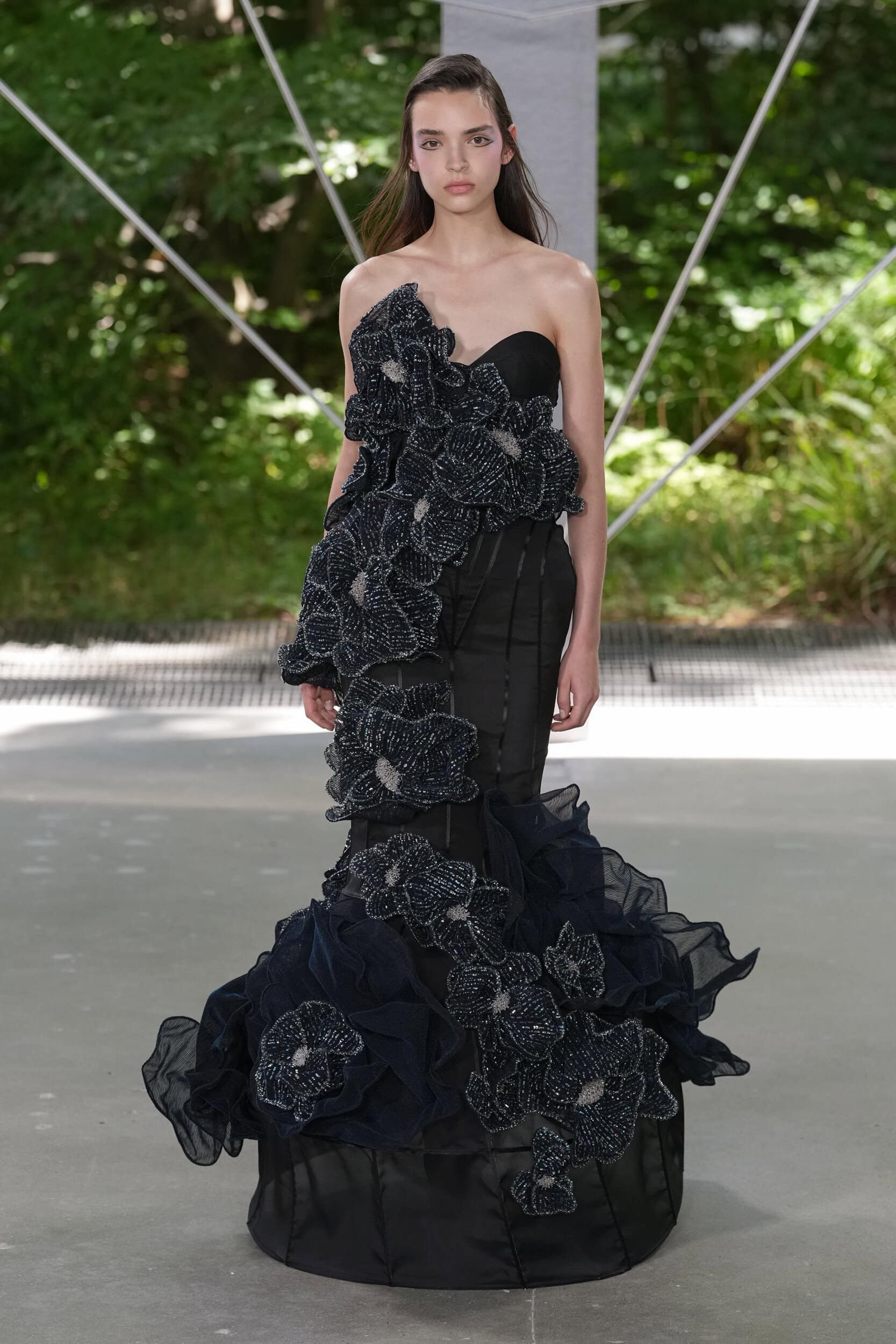 Ardazaei Fall 2025 Couture Fashion Show