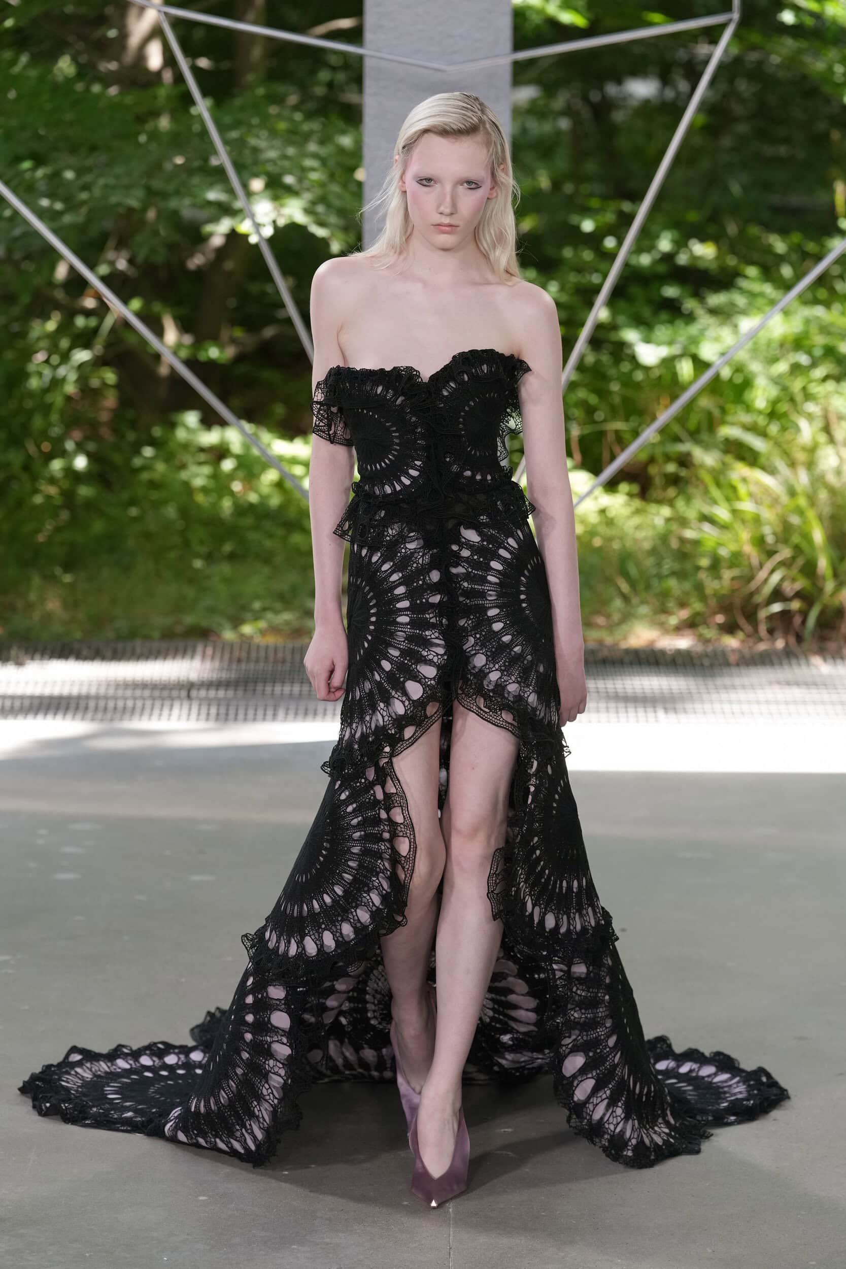 Ardazaei Fall 2025 Couture Fashion Show