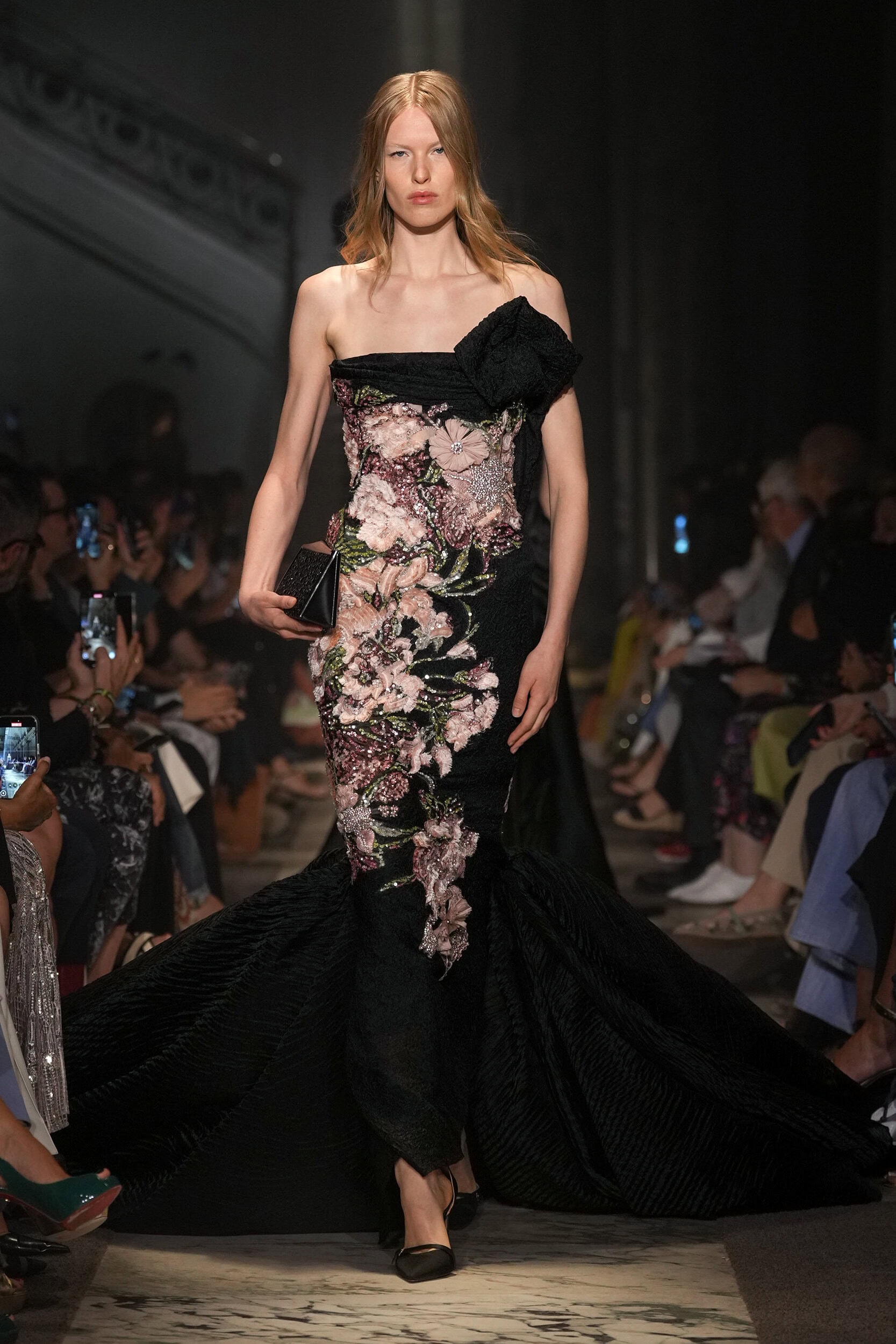 Elie Saab Fall 2025 Couture Fashion Show