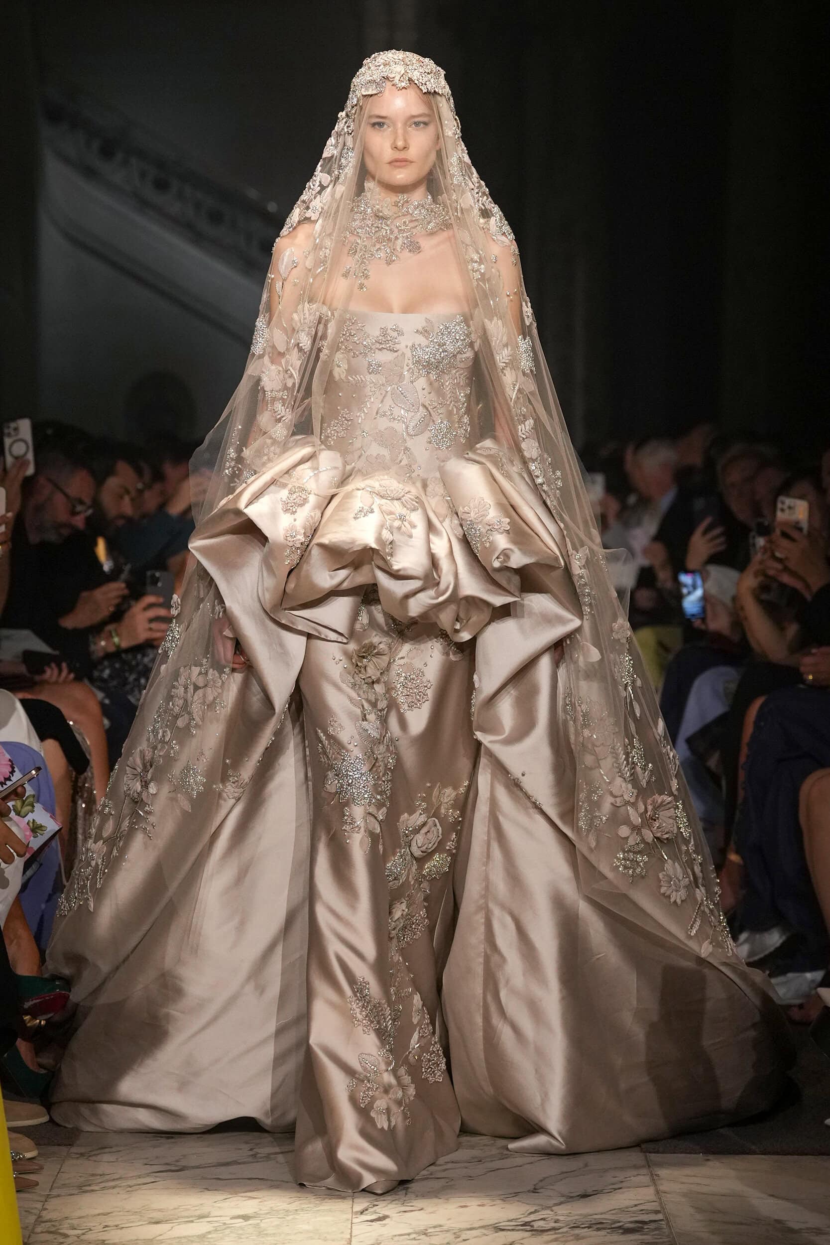 Elie Saab Fall 2025 Couture Fashion Show