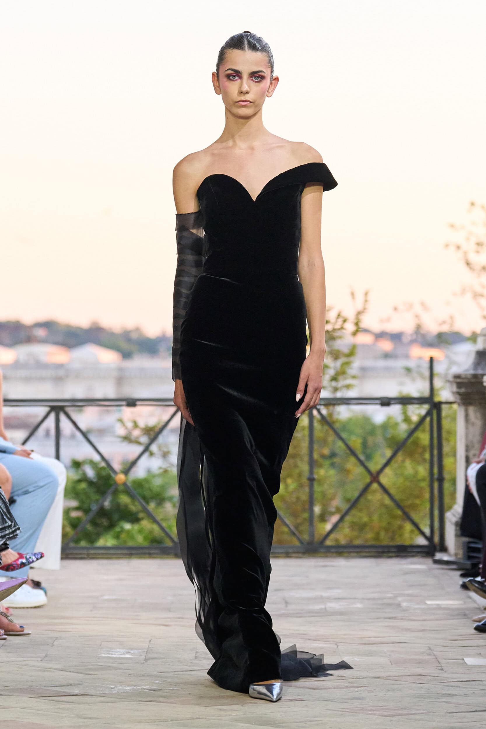 Antonio Grimaldi Fall 2025 Couture Fashion Show