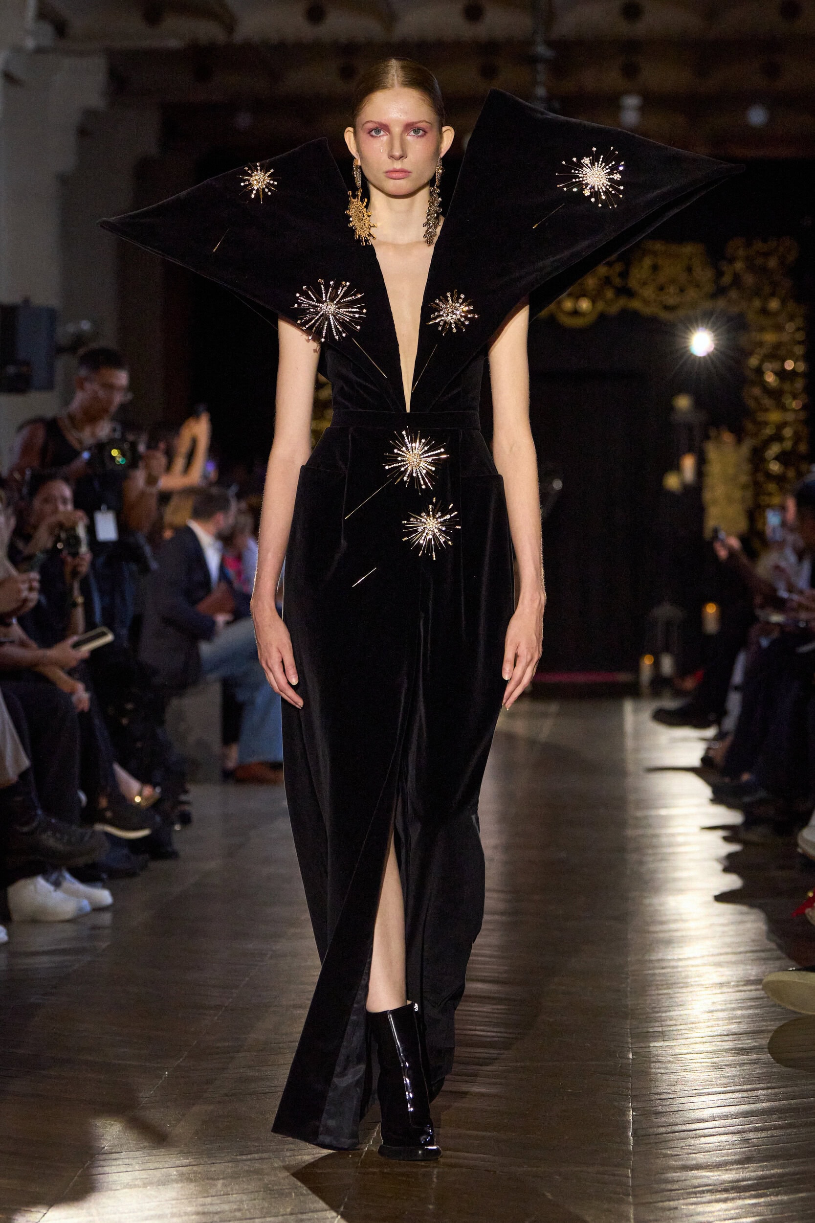 Juana Martin Fall 2025 Couture Fashion Show