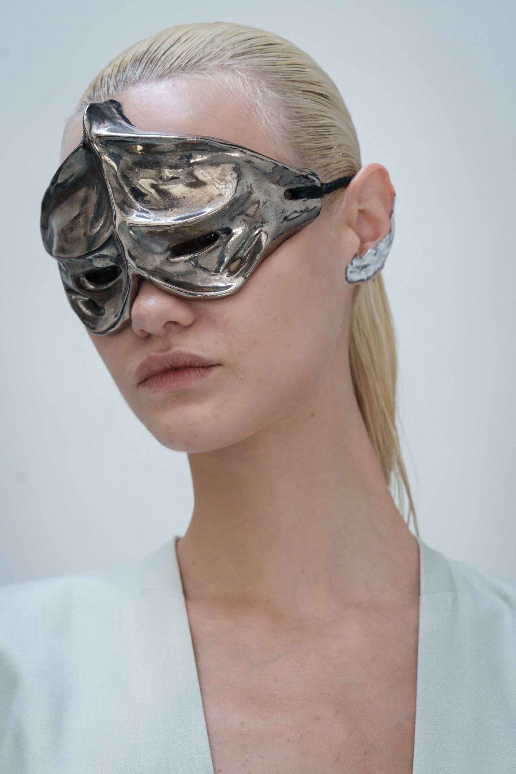 Yuima Nakazato Fall 2025 Couture Fashion Show Backstage