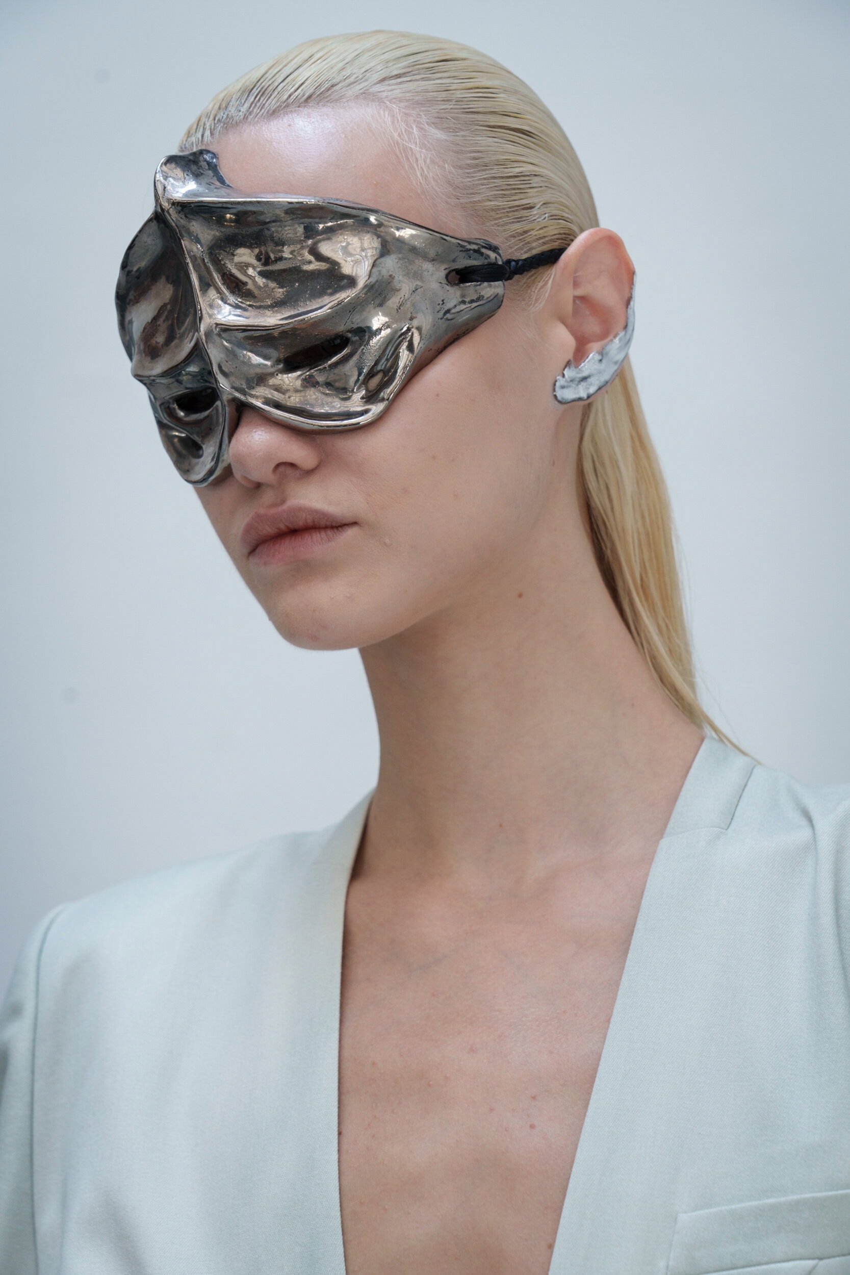 Yuima Nakazato Fall 2025 Couture Fashion Show Backstage