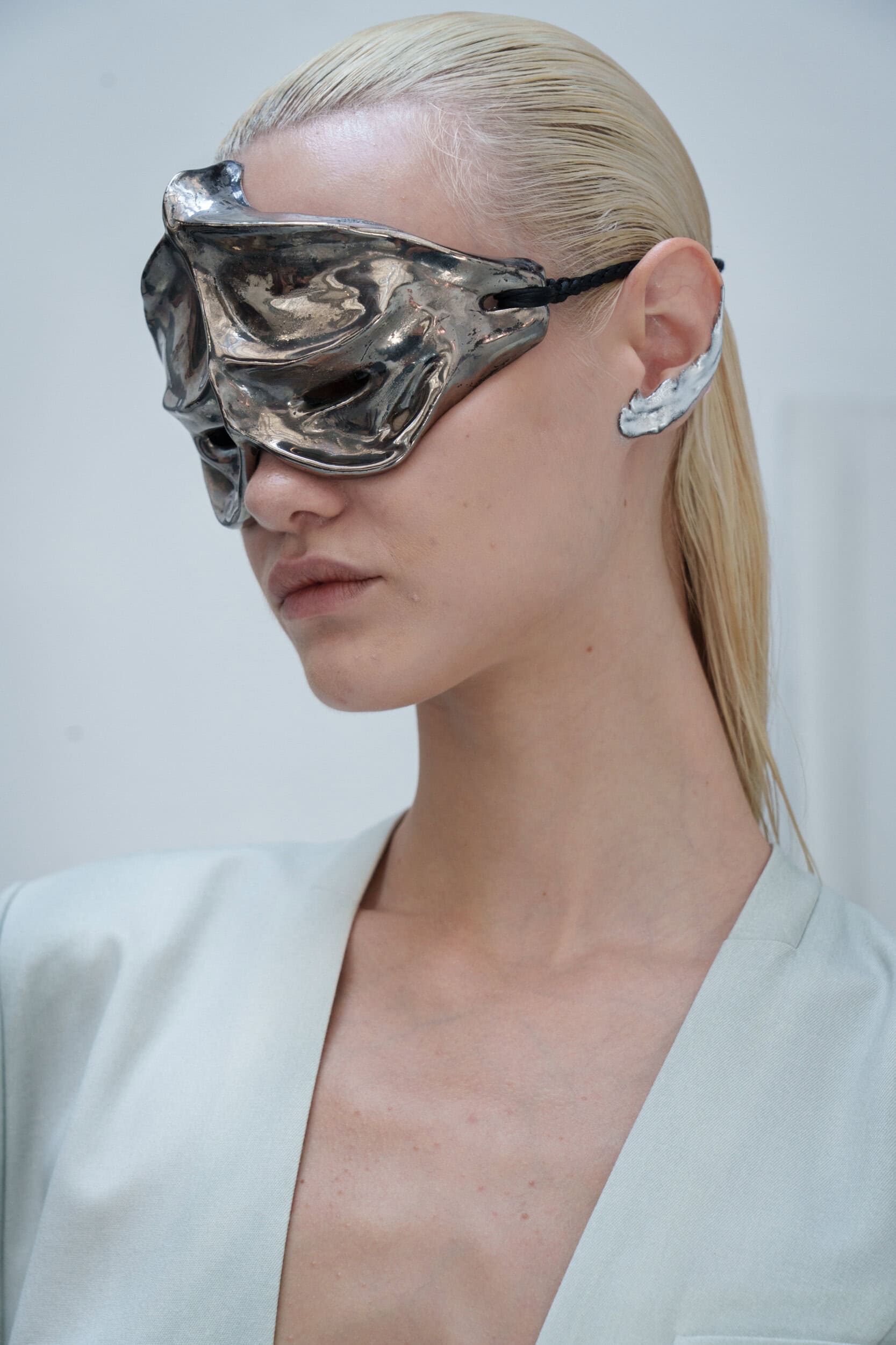 Yuima Nakazato Fall 2025 Couture Fashion Show Backstage