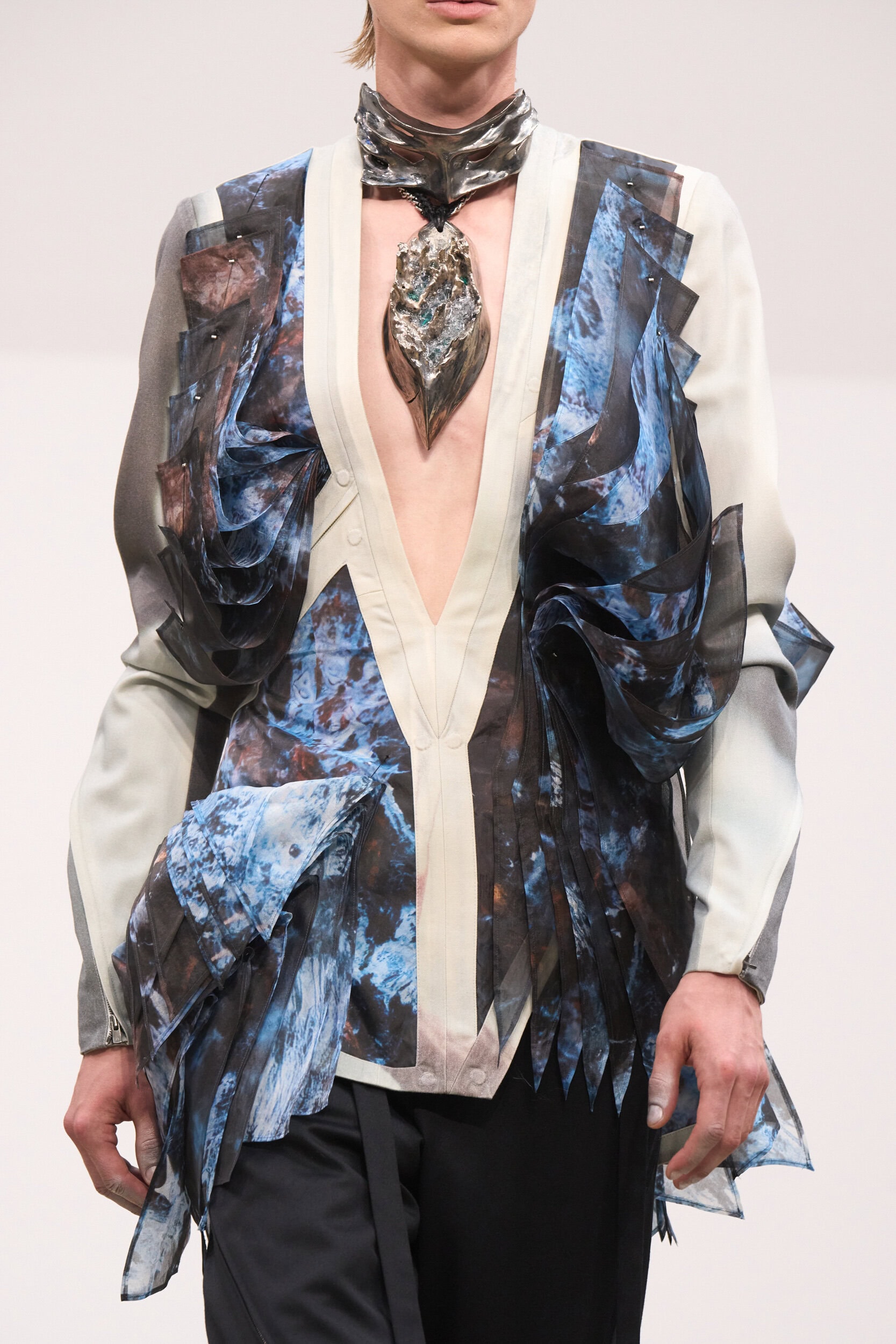 Yuima Nakazato Fall 2025 Couture Fashion Show Details