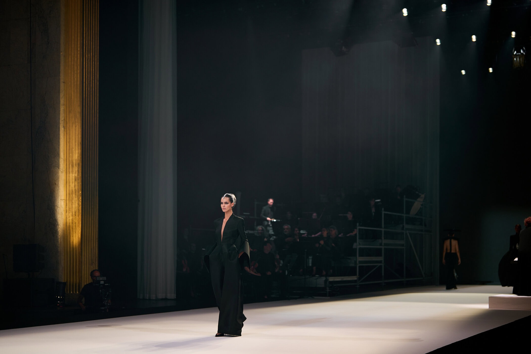 Stephane Rolland Spring 2026 Couture Fashion Show Atmosphere