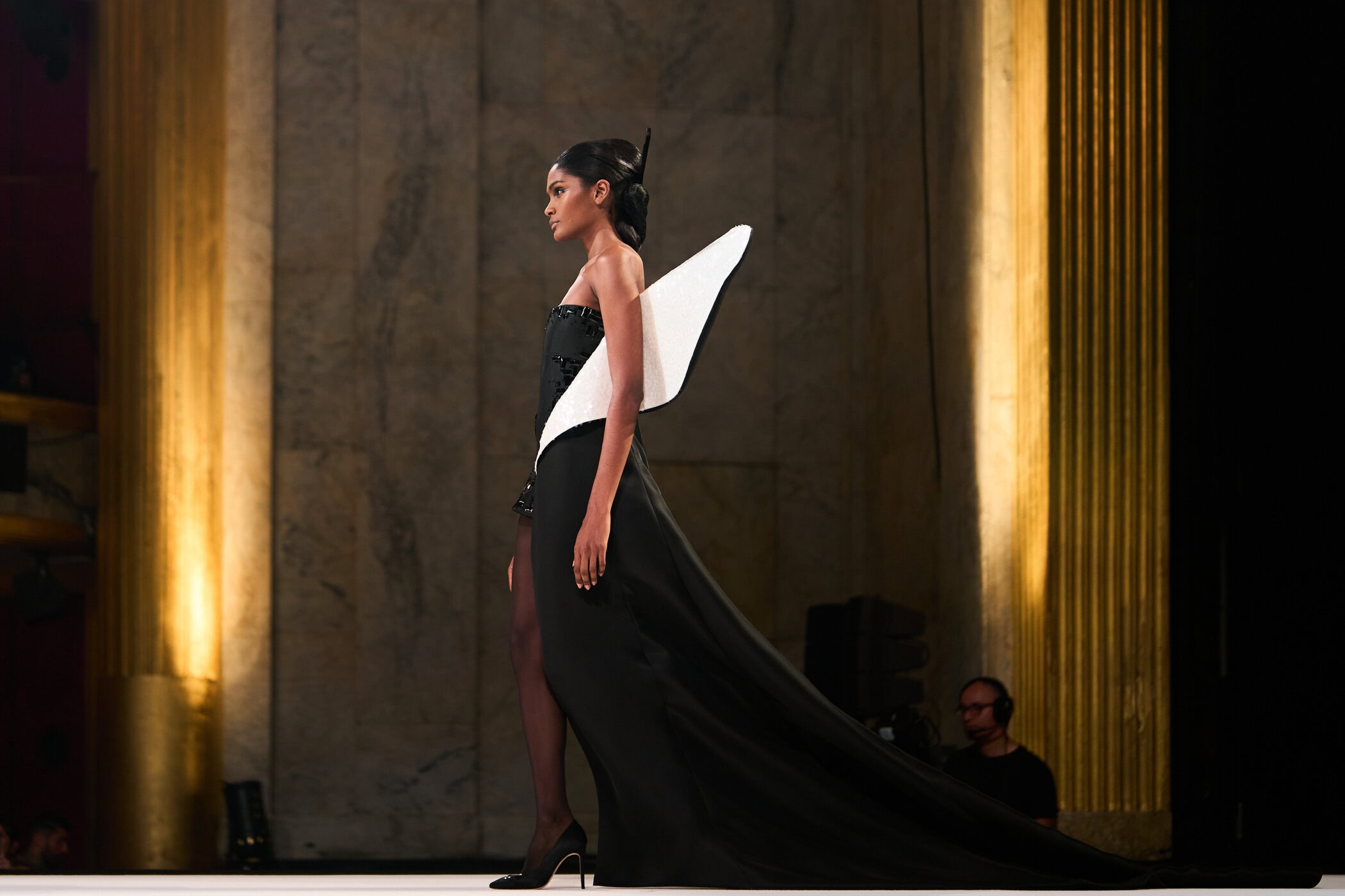 Stephane Rolland Spring 2026 Couture Fashion Show Atmosphere