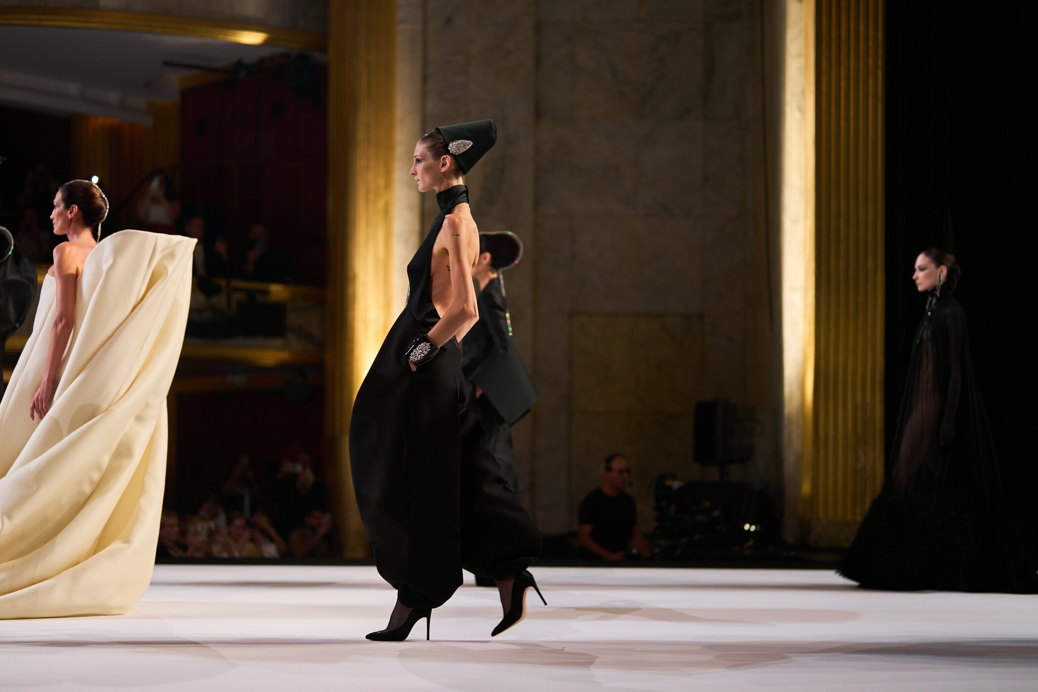 Stephane Rolland Spring 2026 Couture Fashion Show Atmosphere