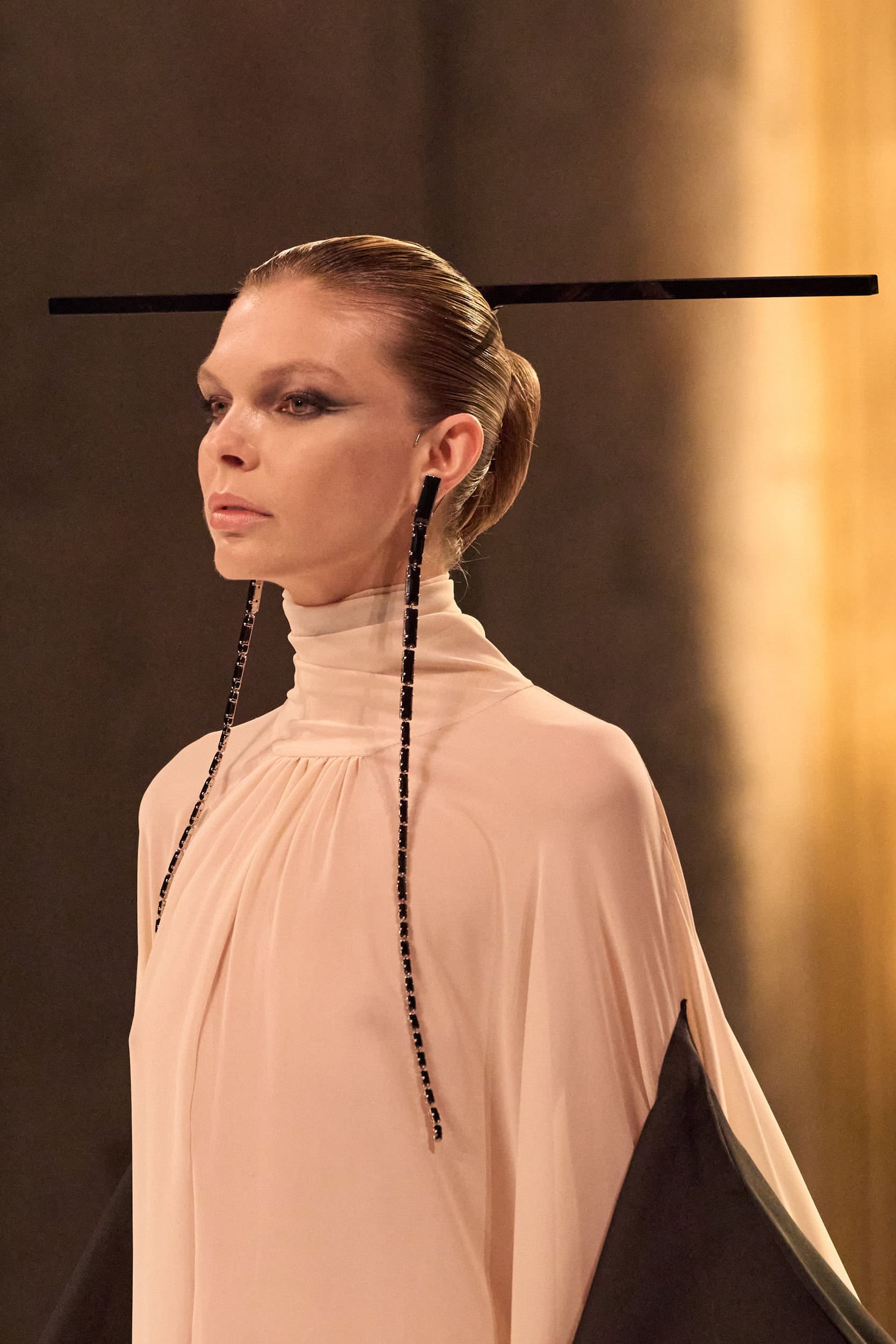 Stephane Rolland Spring 2026 Couture Fashion Show Details
