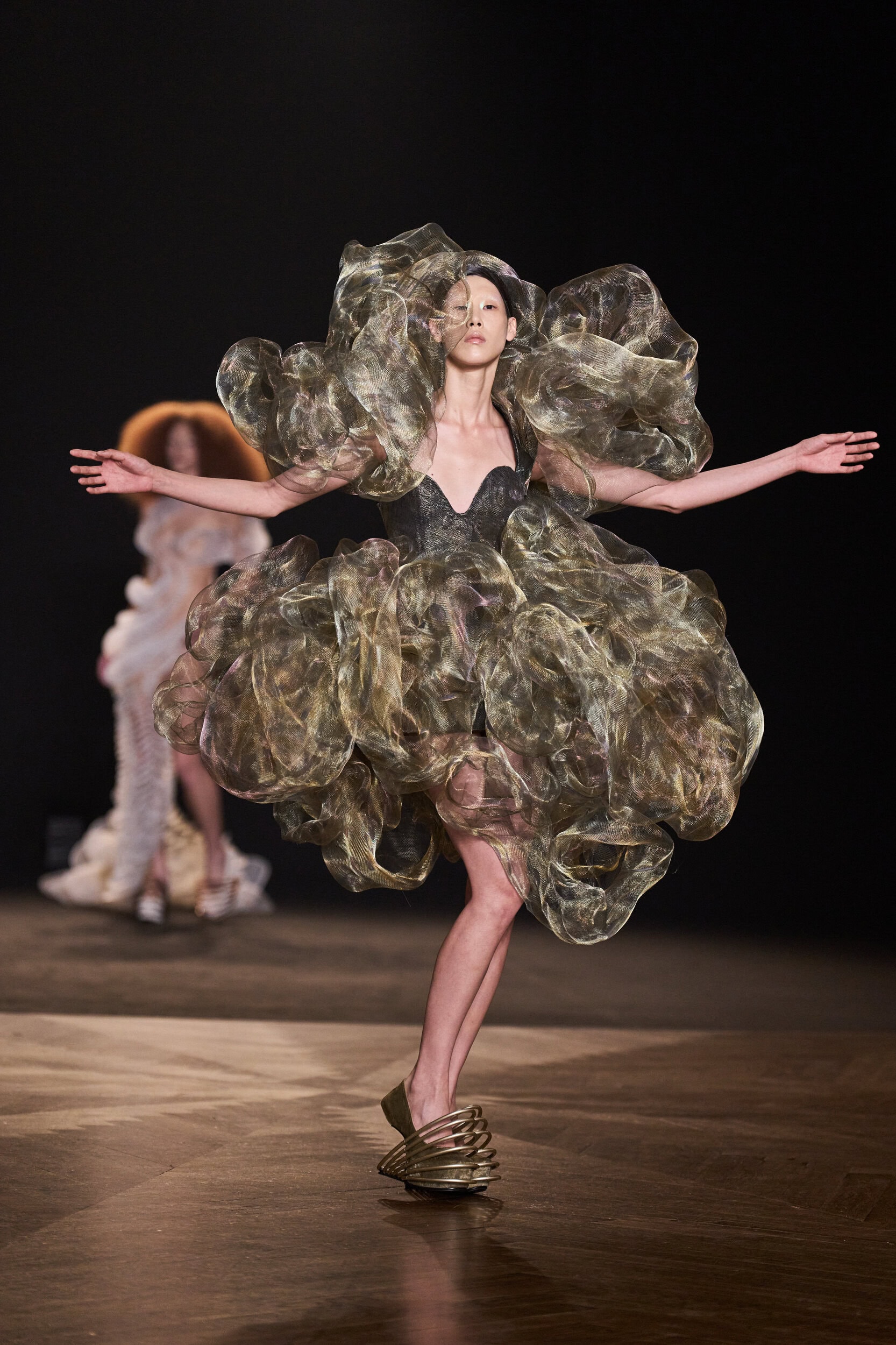 Iris Van Herpen Spring 2026 Couture Fashion Show Atmosphere