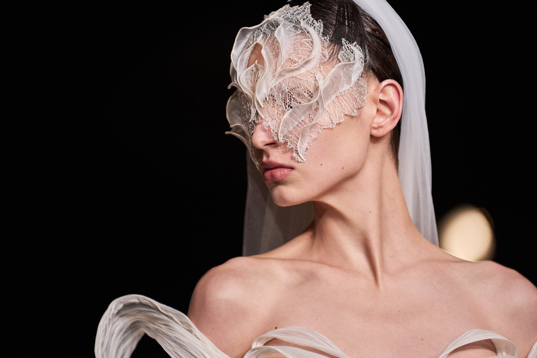 Iris Van Herpen Spring 2026 Couture Fashion Show Atmosphere
