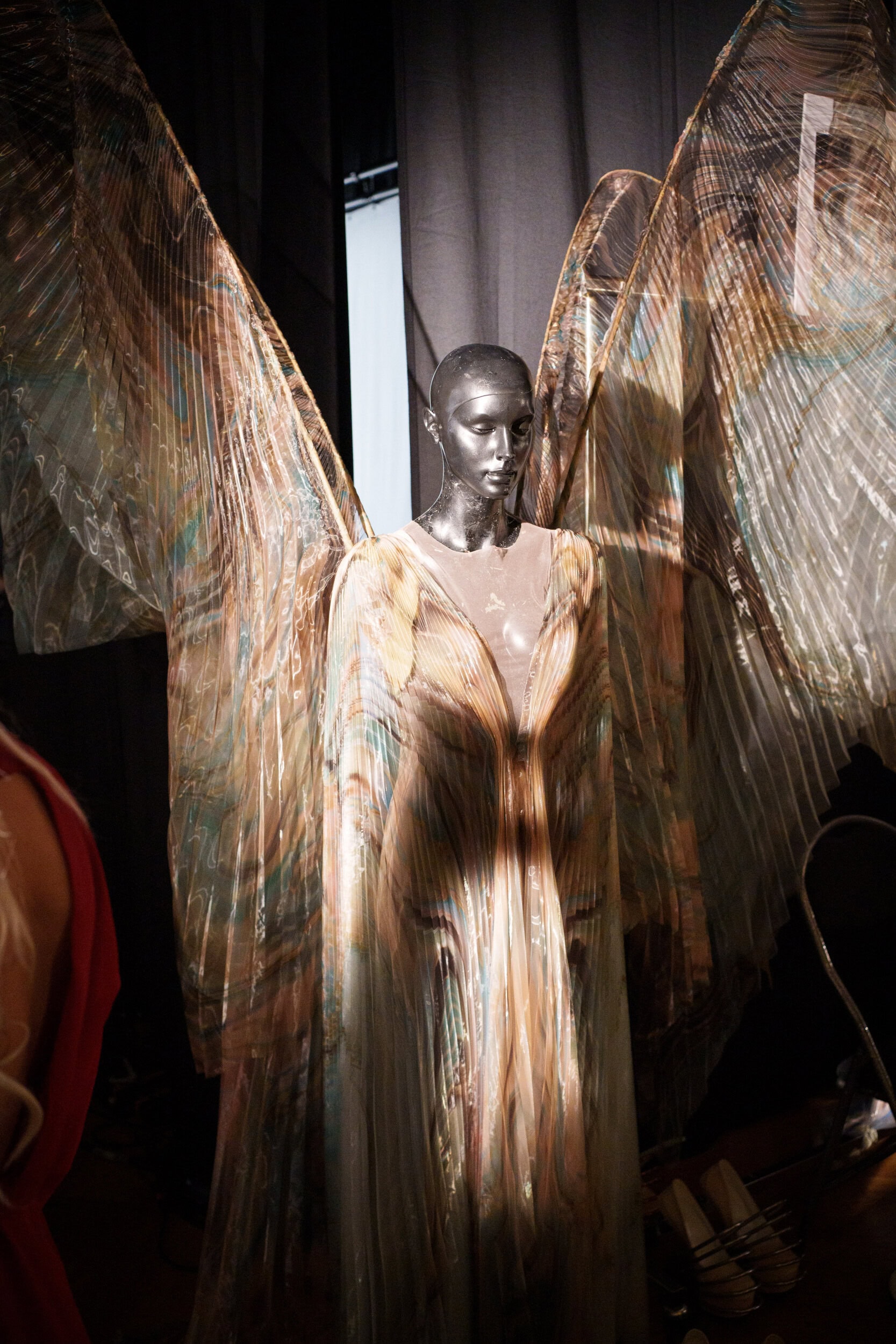 Iris Van Herpen Spring 2026 Couture Fashion Show Backstage